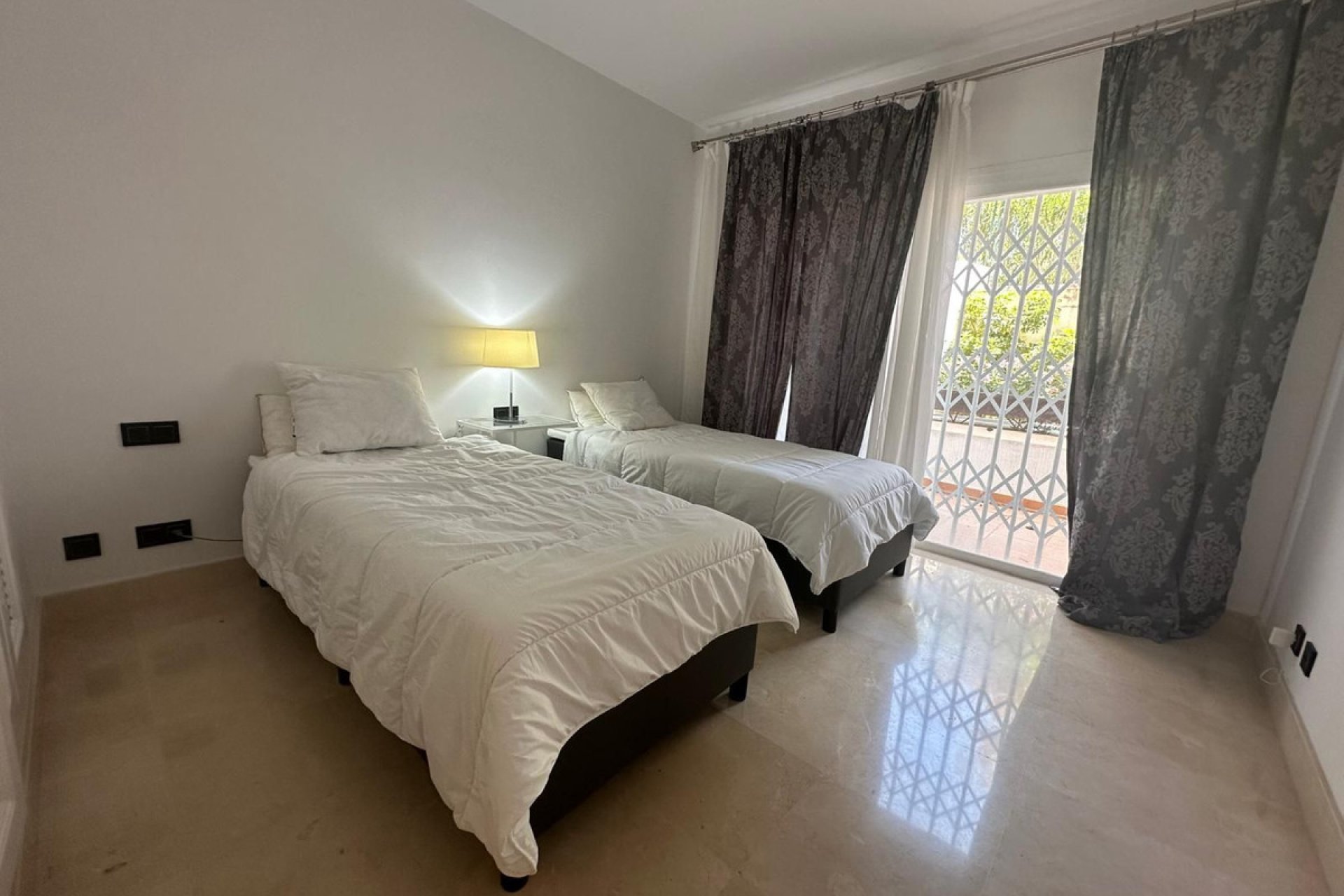 Reventa - Ground floor apartment - Marbella - Nueva Andalucia