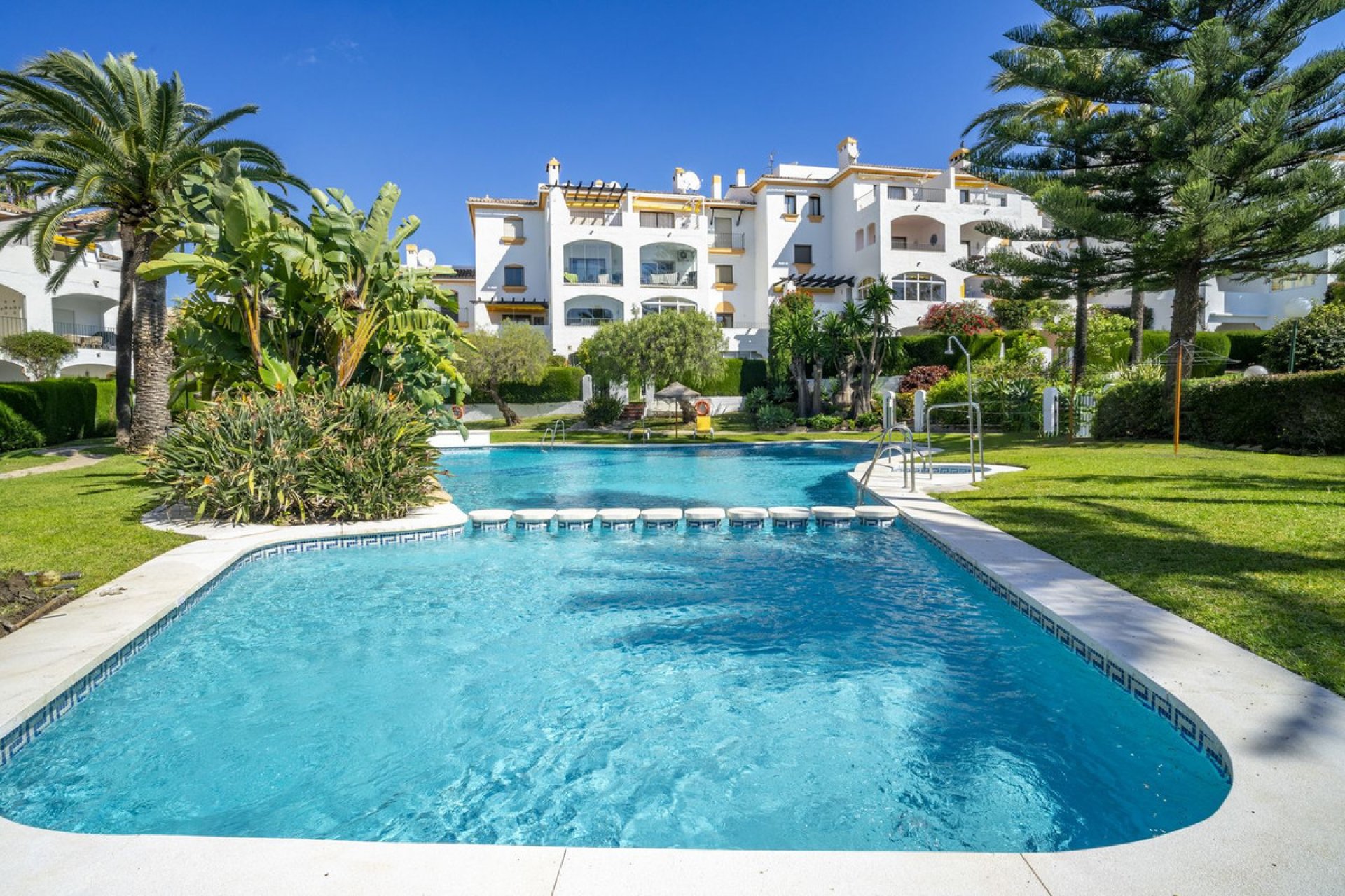 Reventa - Ground floor apartment - Marbella - Nueva Andalucia