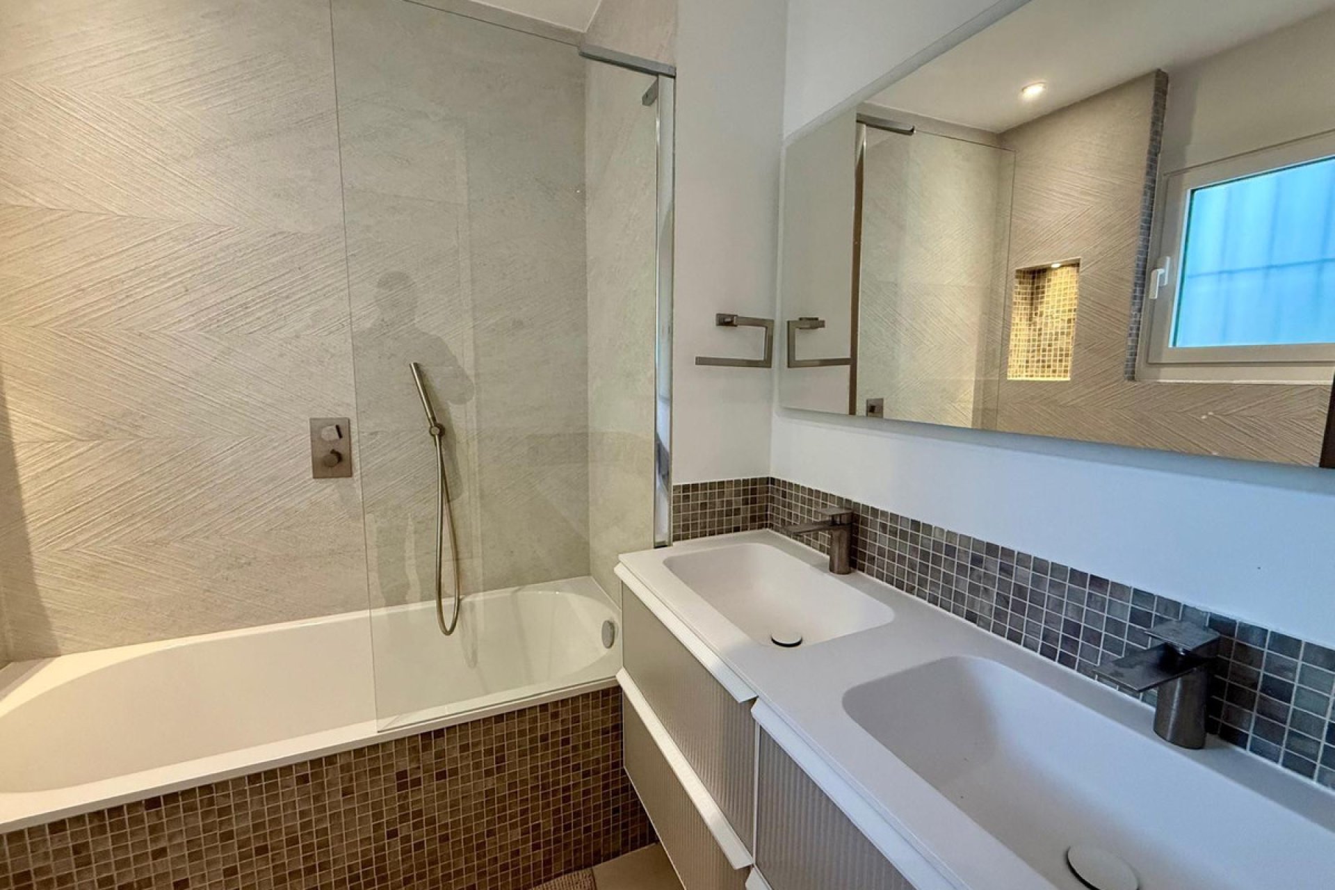 Reventa - Ground floor apartment - Marbella - Nueva Andalucia