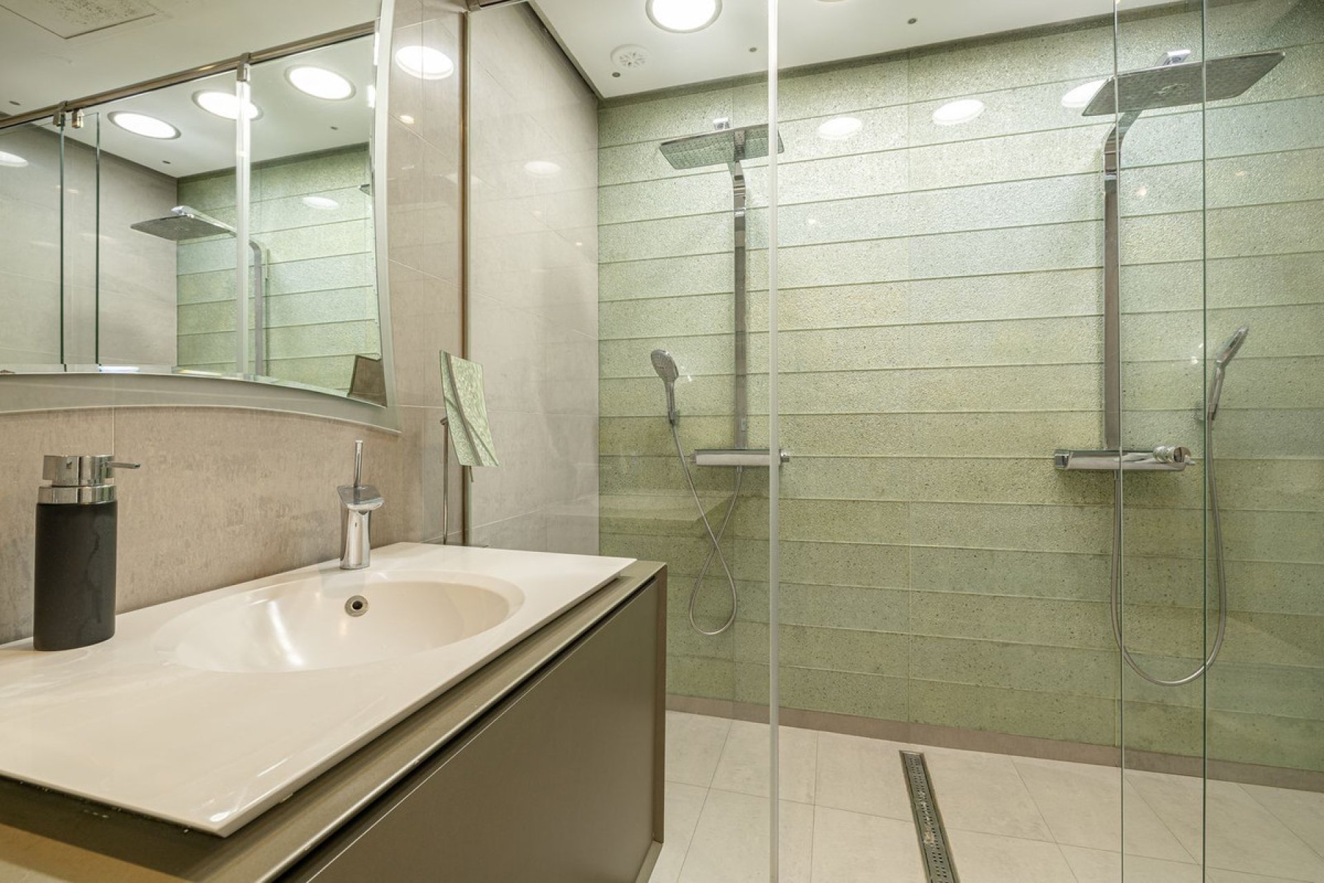 Reventa - Ground floor apartment - Marbella - Nueva Andalucia