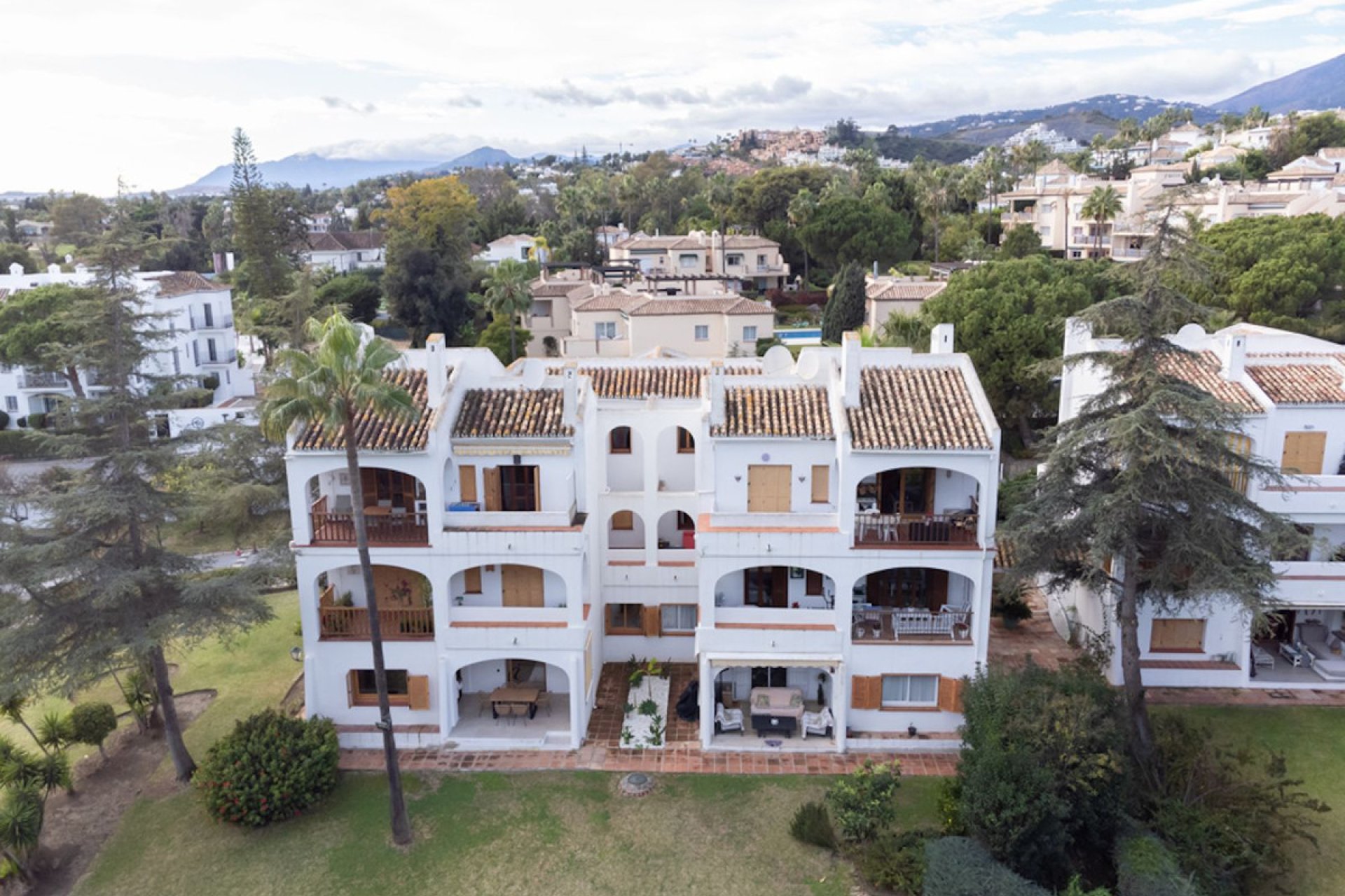 Reventa - Ground floor apartment - Marbella - Nueva Andalucia