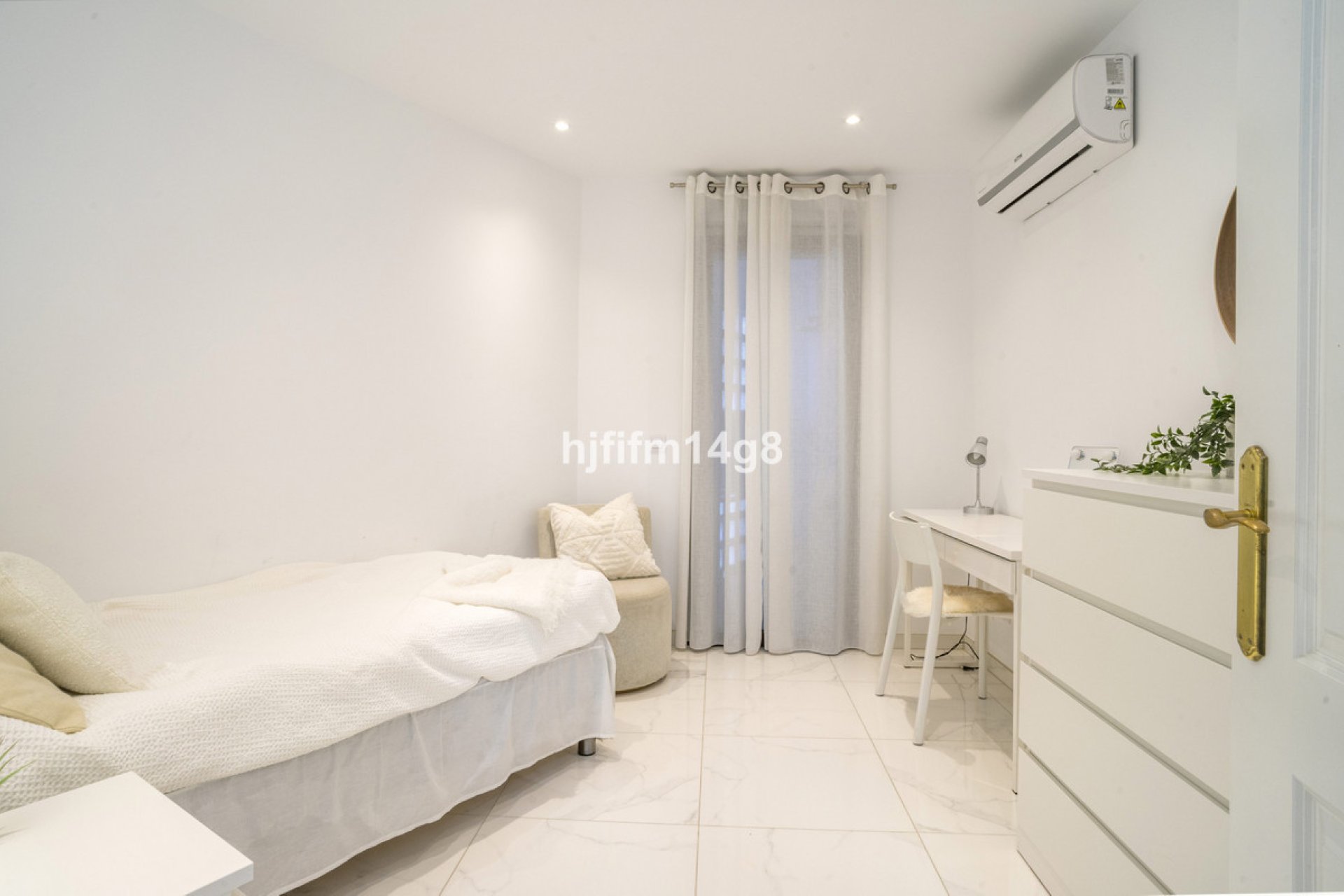 Reventa - Ground floor apartment - Marbella - Nueva Andalucia