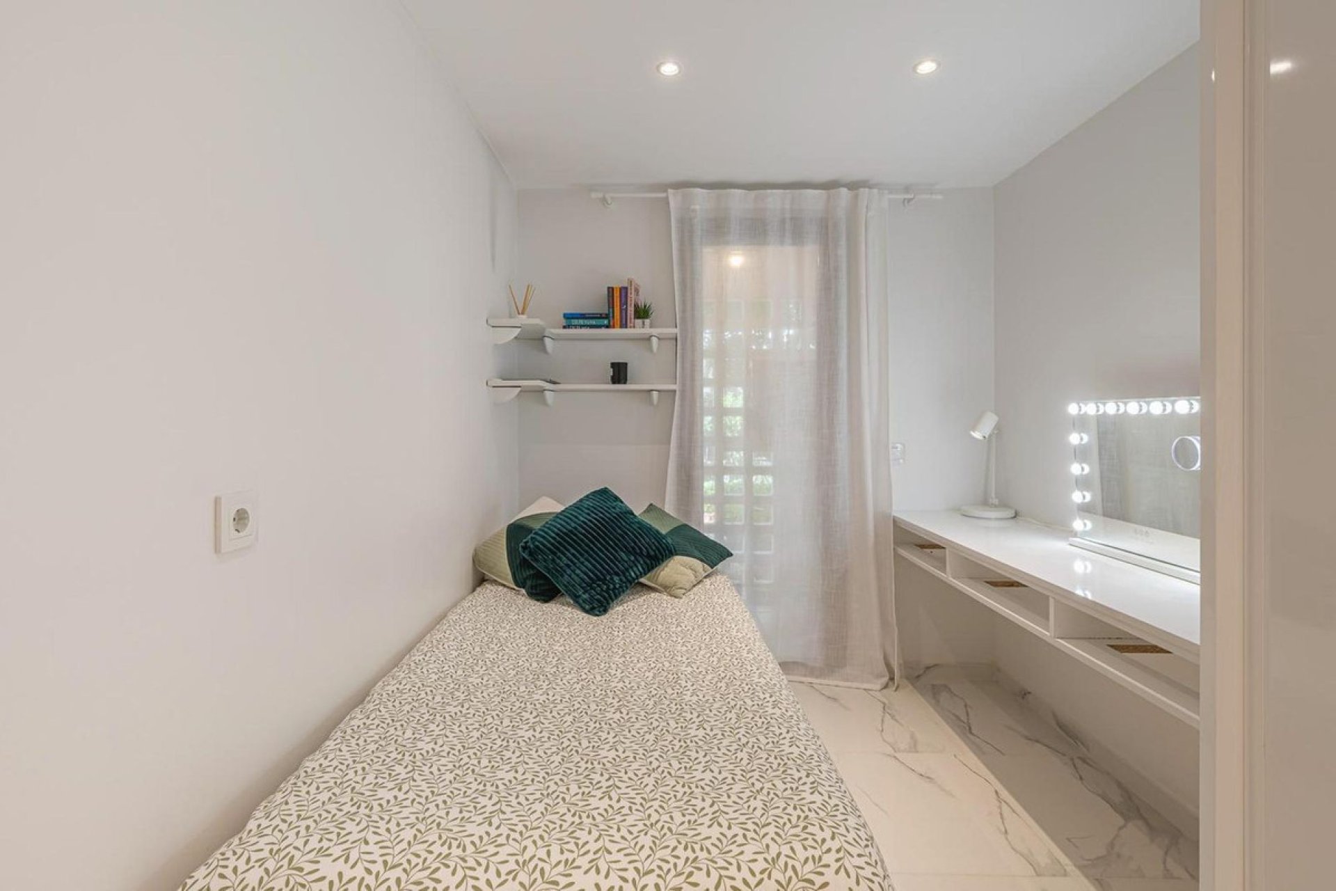 Reventa - Ground floor apartment - Marbella - Nueva Andalucia