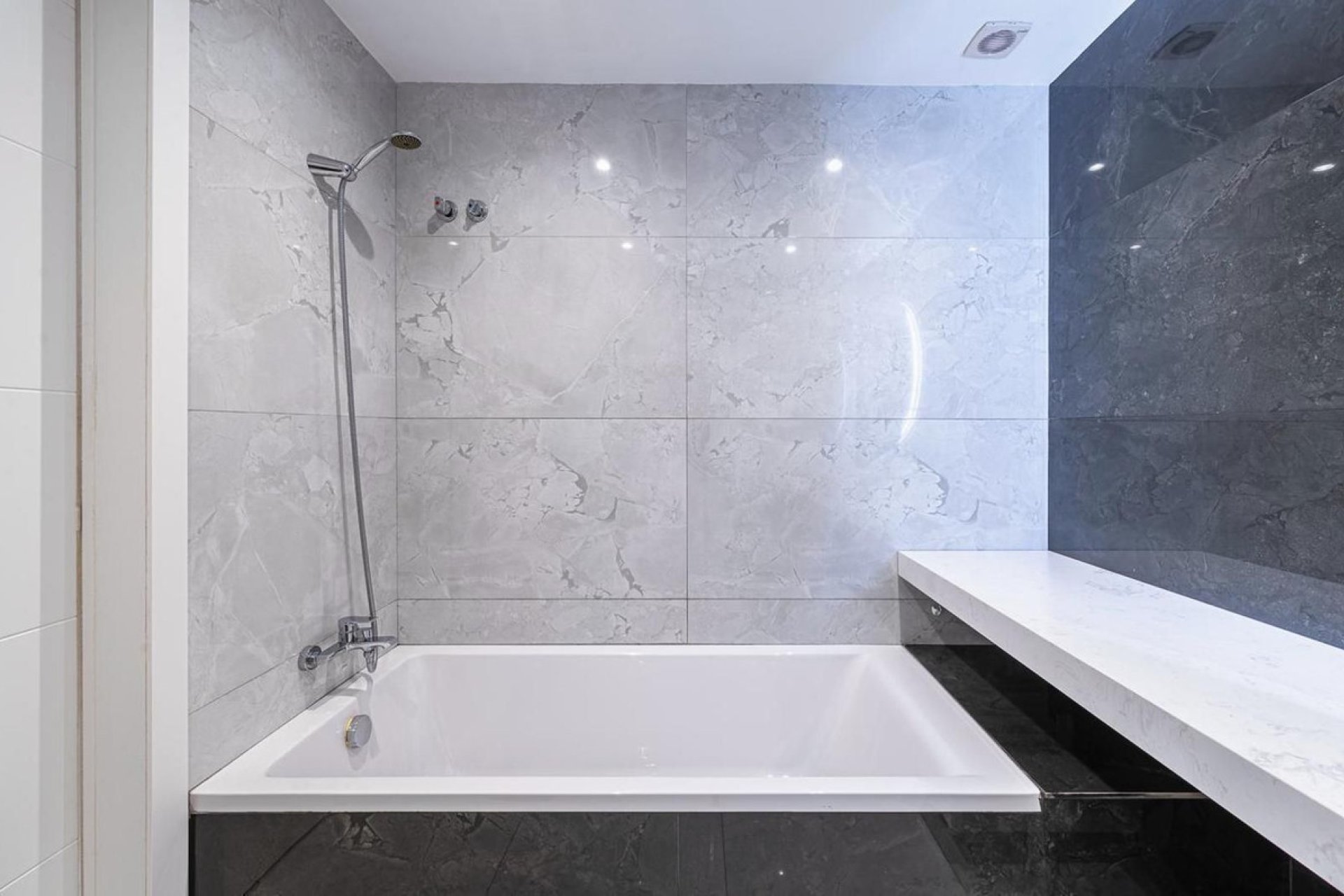 Reventa - Ground floor apartment - Marbella - Nueva Andalucia