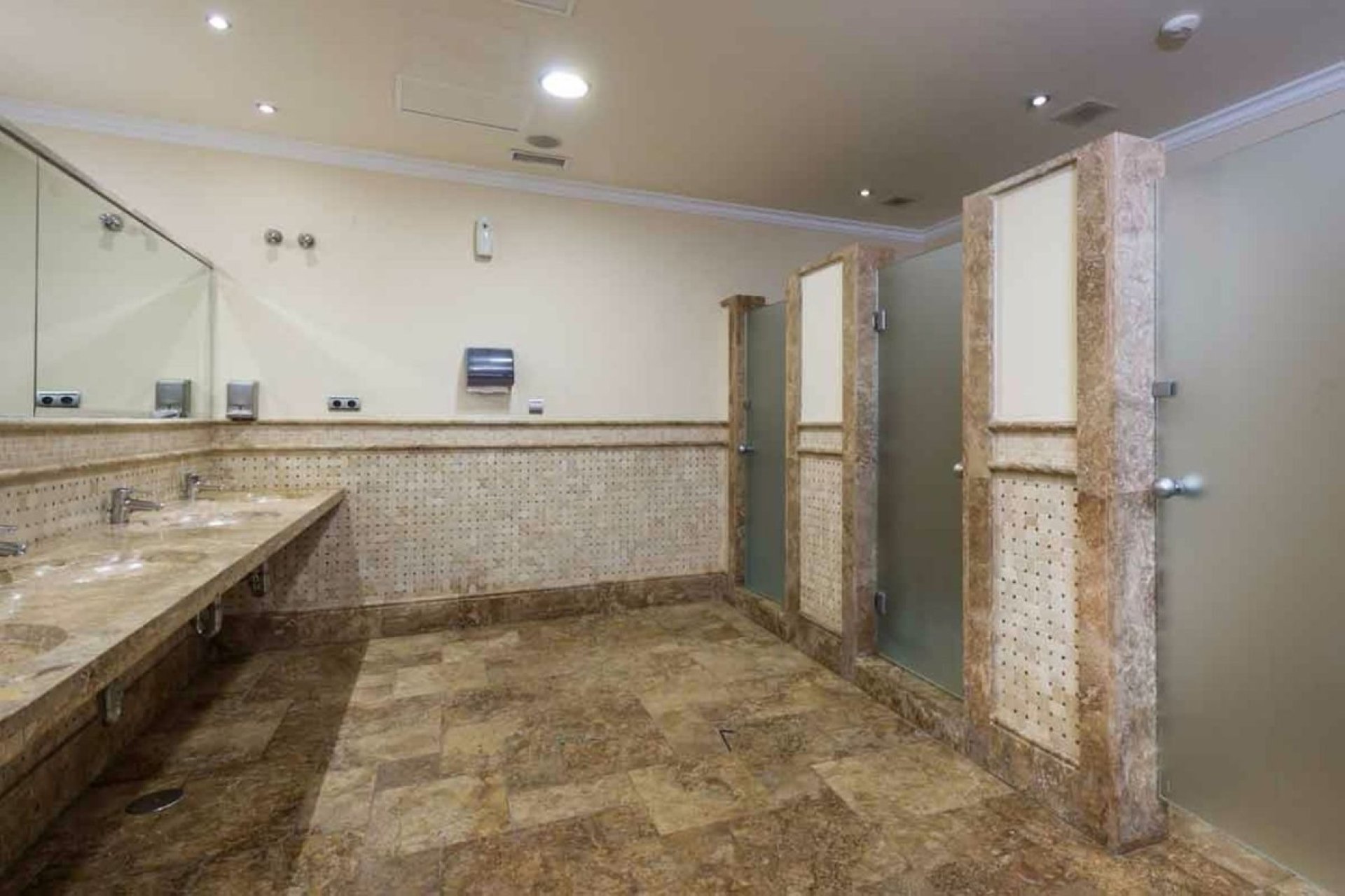 Reventa - Ground floor apartment - Marbella - Puerto Banús