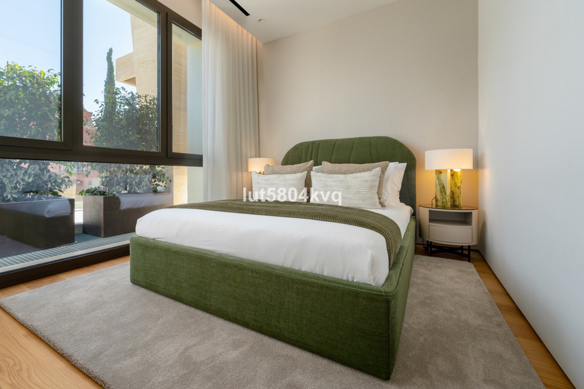 Reventa - Ground floor apartment - Marbella - The Golden Mile