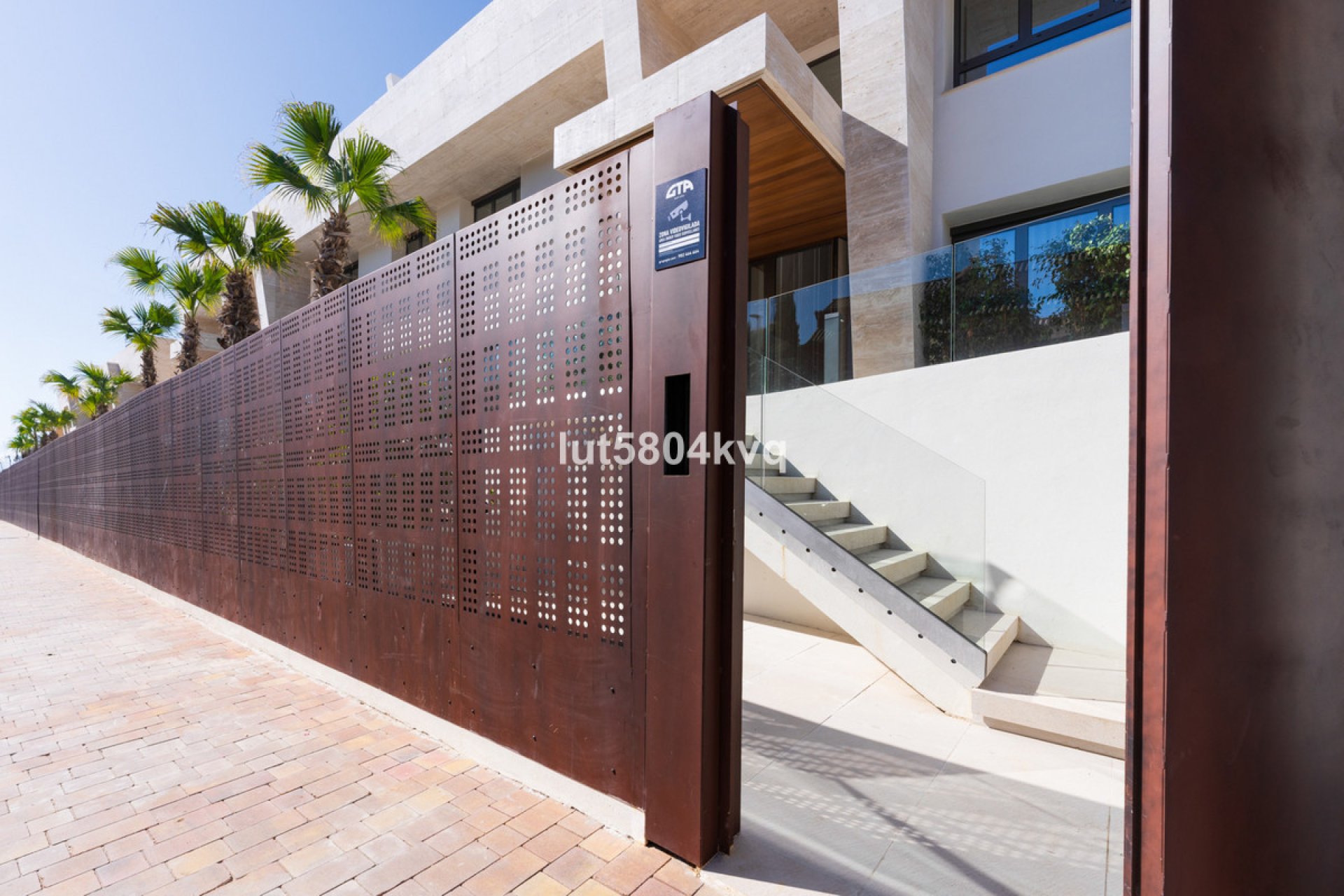 Reventa - Ground floor apartment - Marbella - The Golden Mile