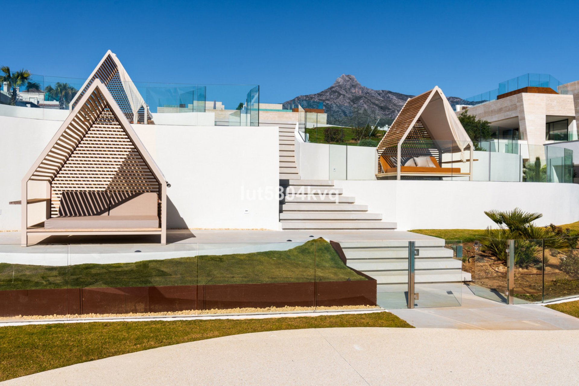 Reventa - Ground floor apartment - Marbella - The Golden Mile