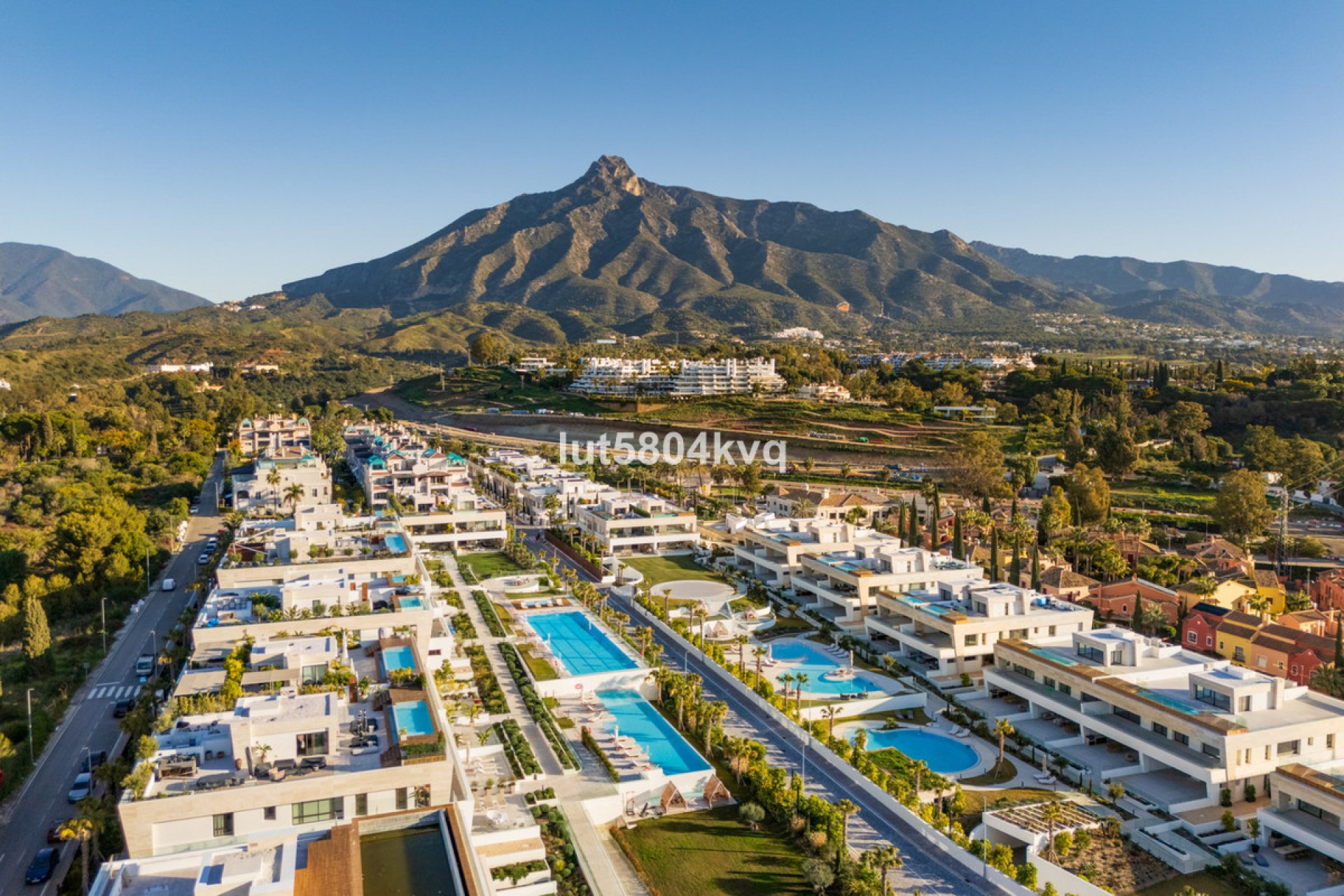 Reventa - Ground floor apartment - Marbella - The Golden Mile