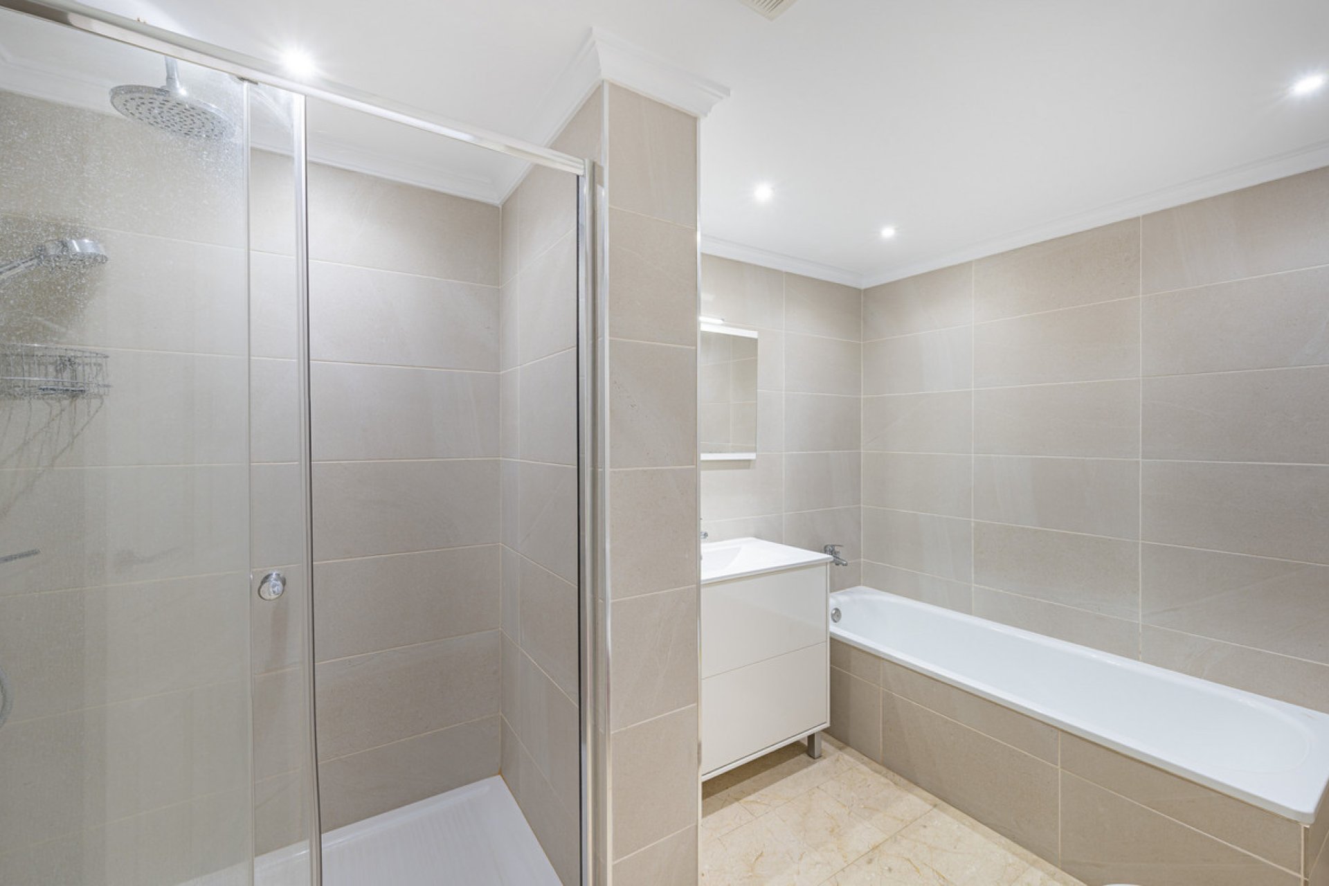 Reventa - Ground floor apartment - Marbella - The Golden Mile