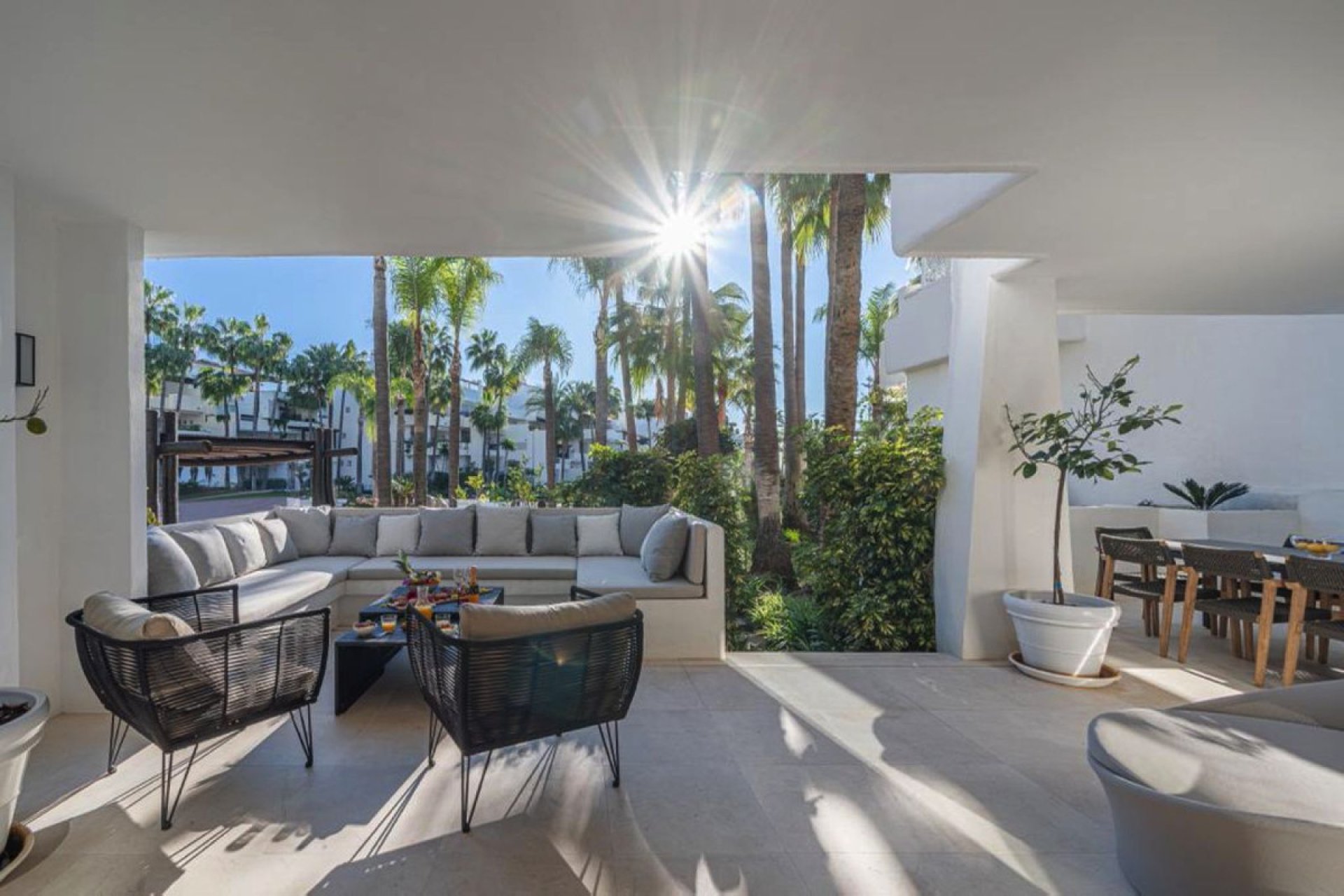 Reventa - Ground floor apartment - Marbella - The Golden Mile