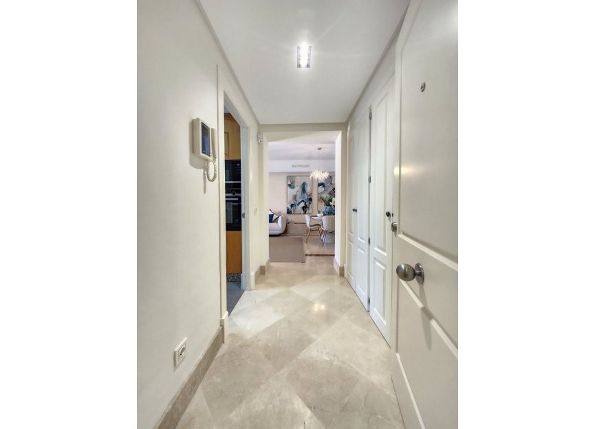 Reventa - Ground floor apartment - Sotogrande Marina