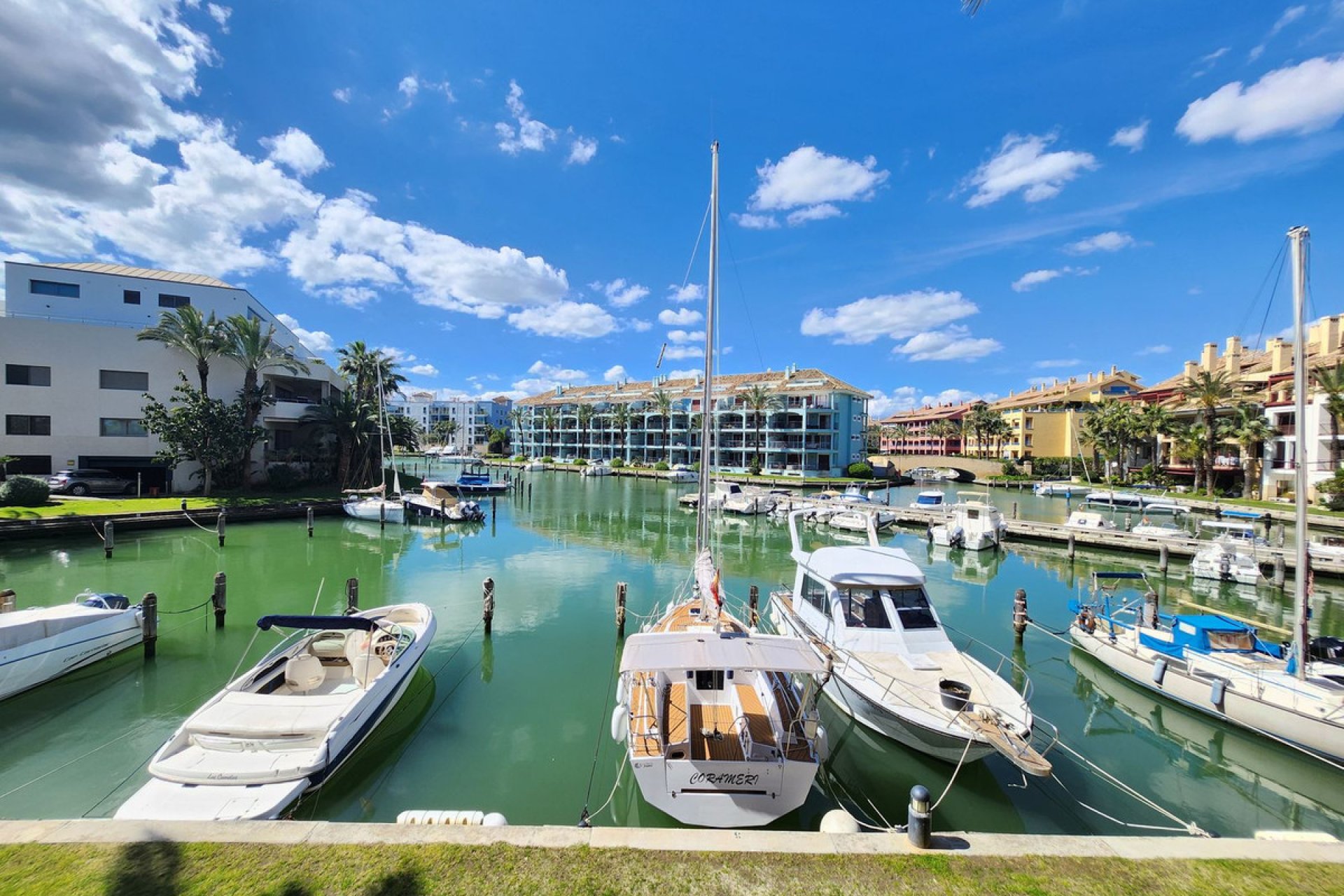 Reventa - Ground floor apartment - Sotogrande Marina