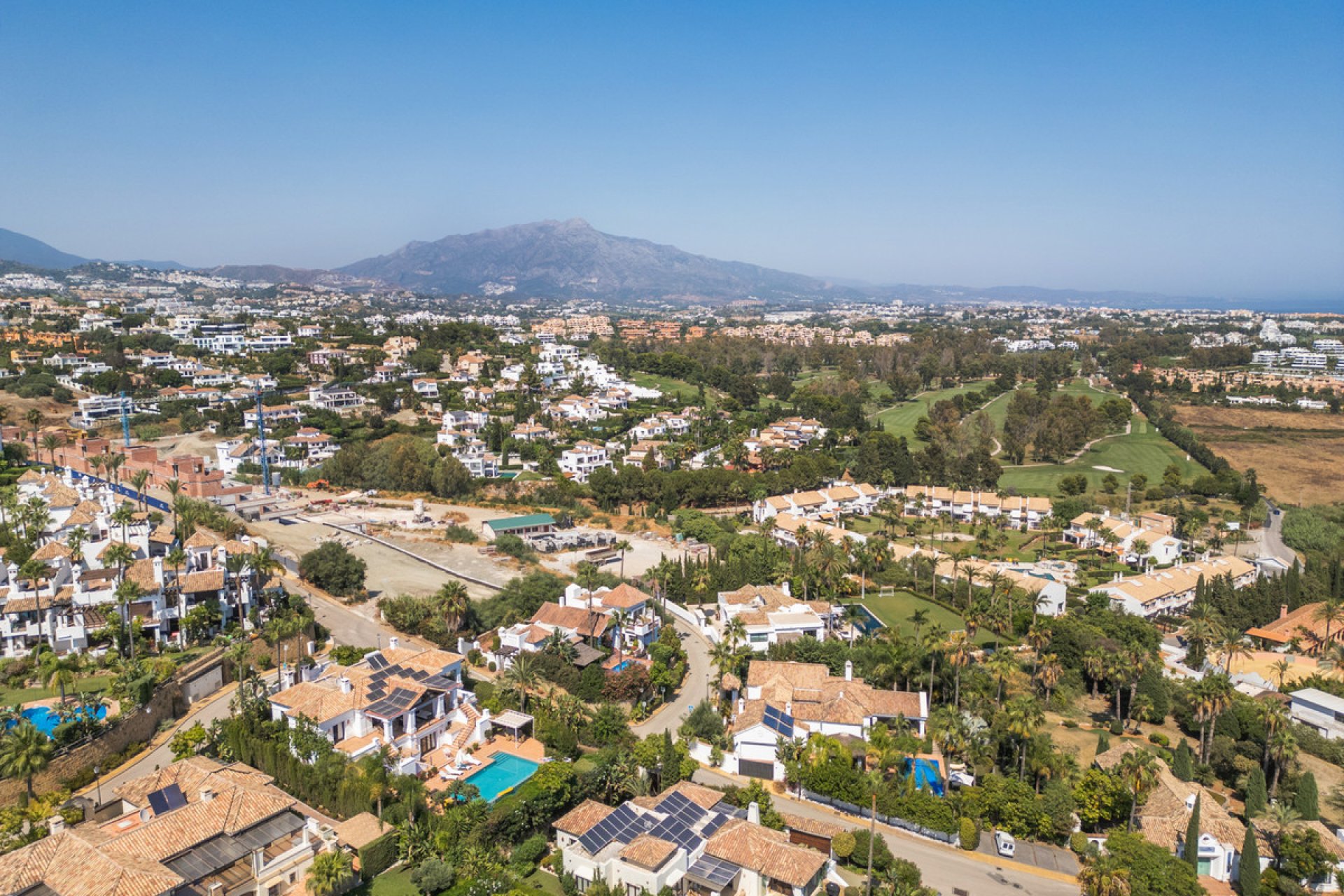 Reventa - House - Detached Villa - Benahavís - Benahavís Centro