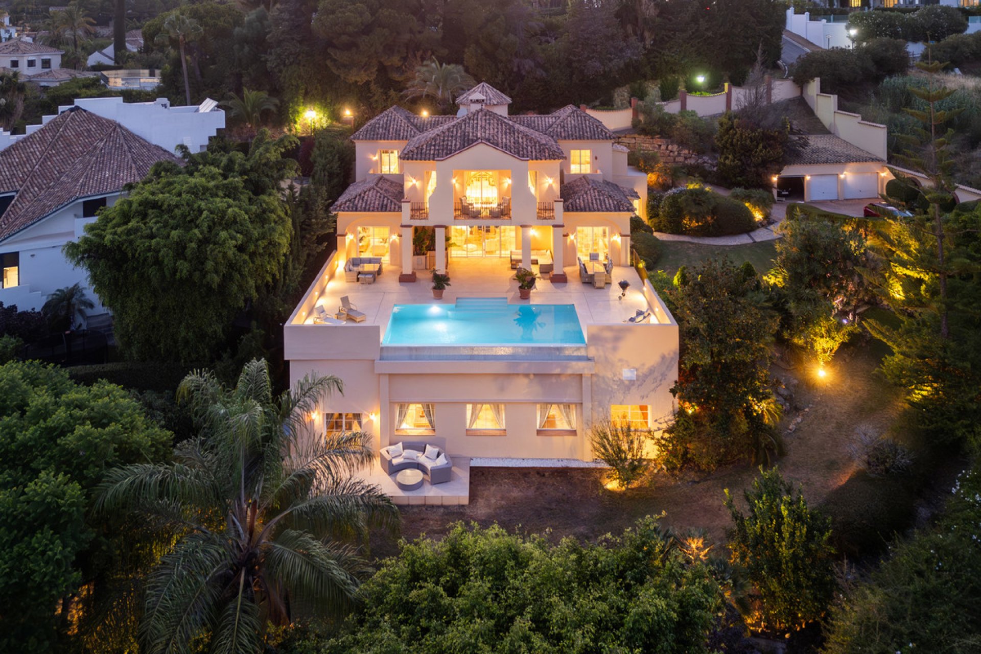 Reventa - House - Detached Villa - Benahavís - Benahavís Centro