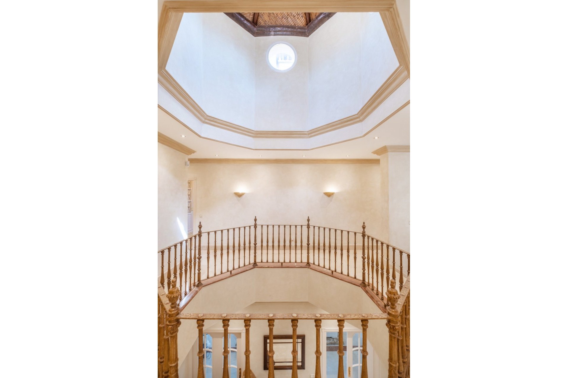 Reventa - House - Detached Villa - Benahavís - Benahavís Centro