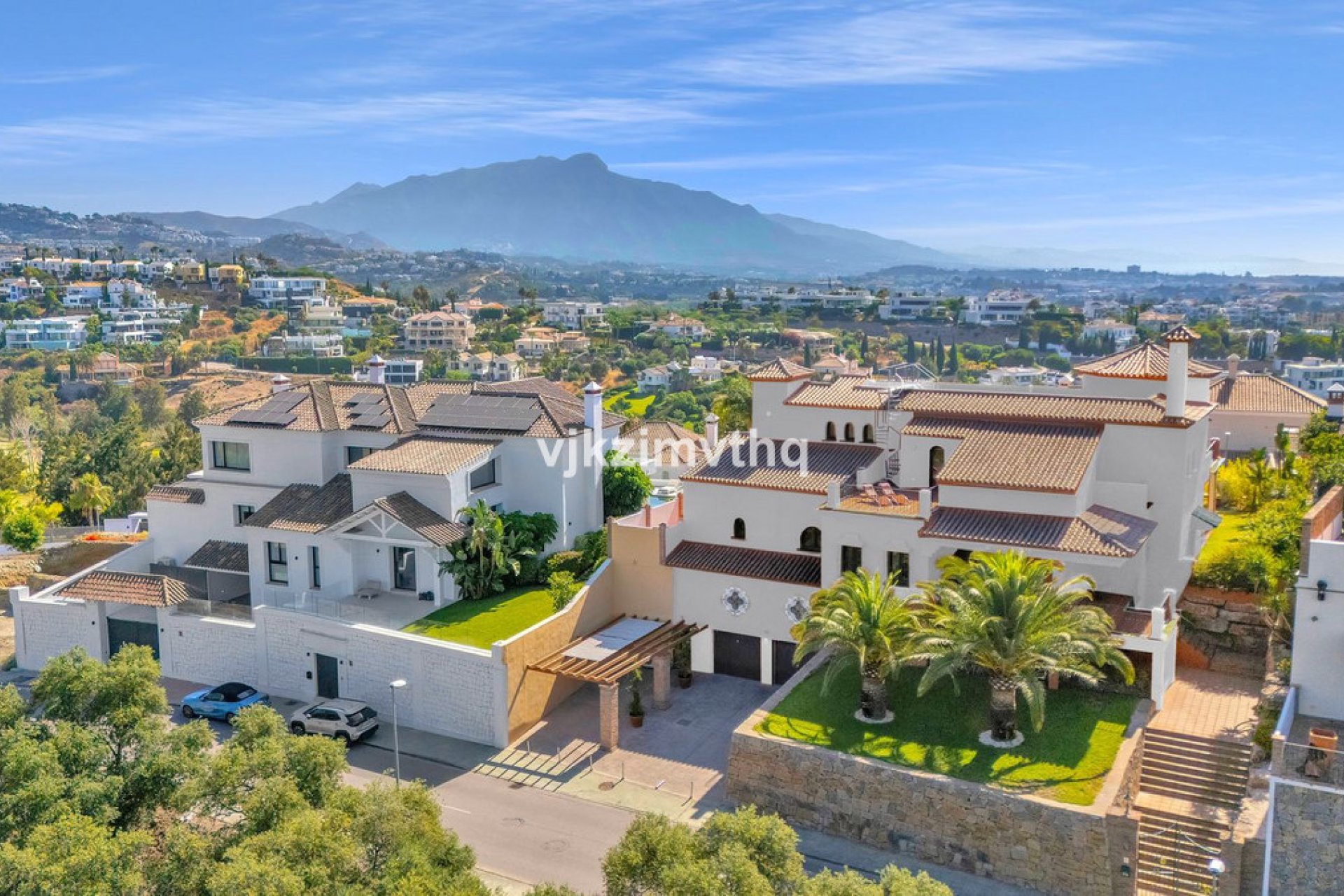 Reventa - House - Detached Villa - Benahavís - Benahavís Centro