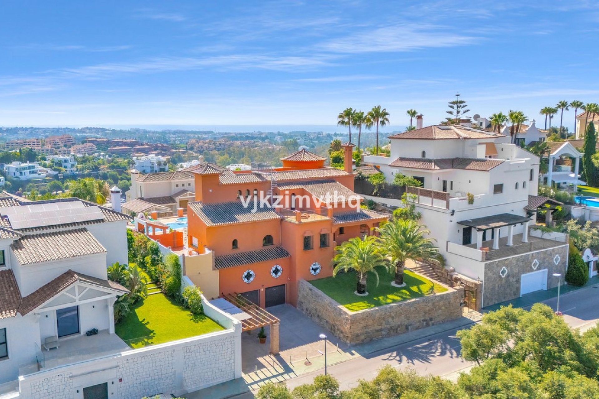 Reventa - House - Detached Villa - Benahavís - Benahavís Centro