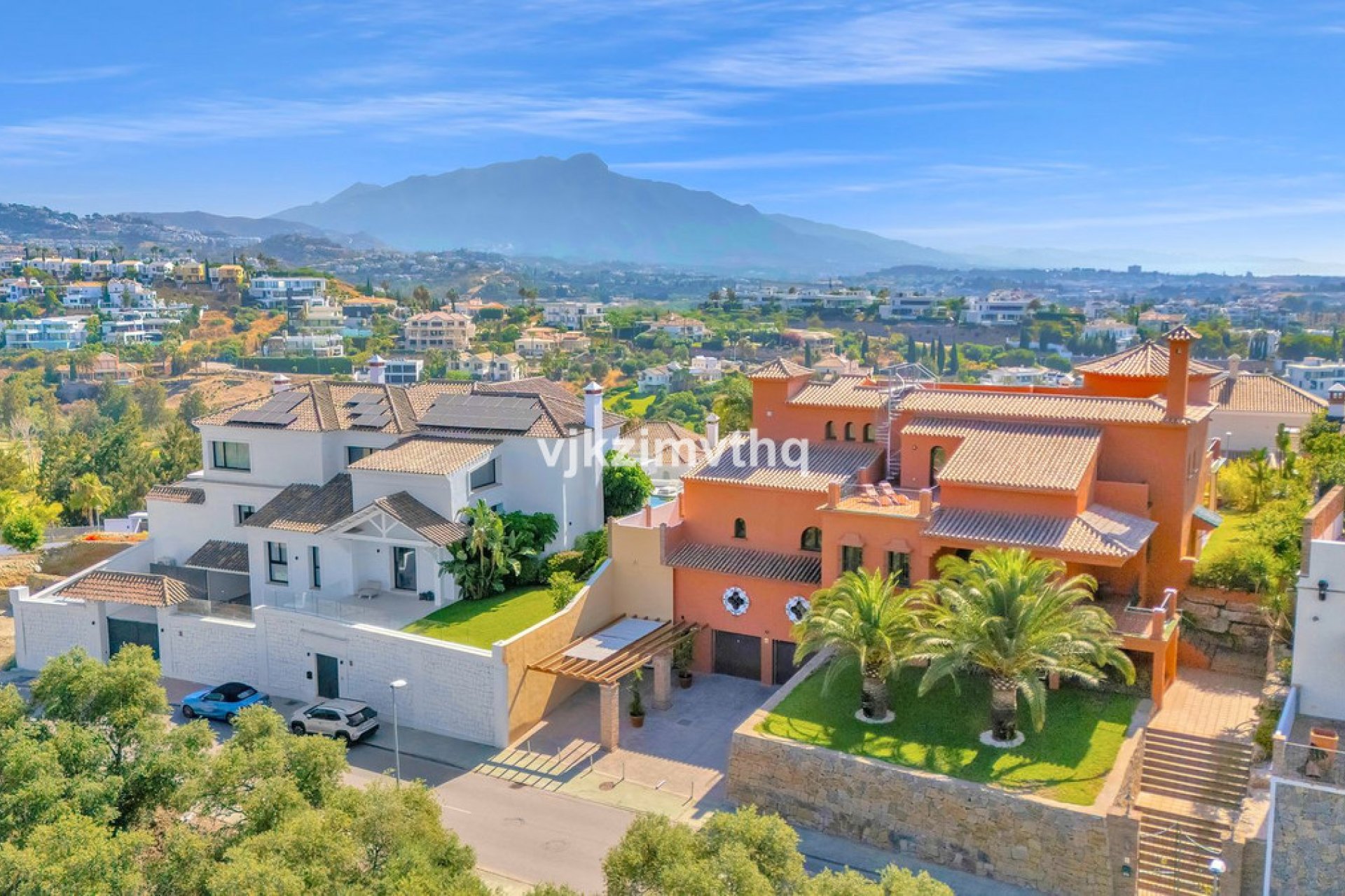 Reventa - House - Detached Villa - Benahavís - Benahavís Centro