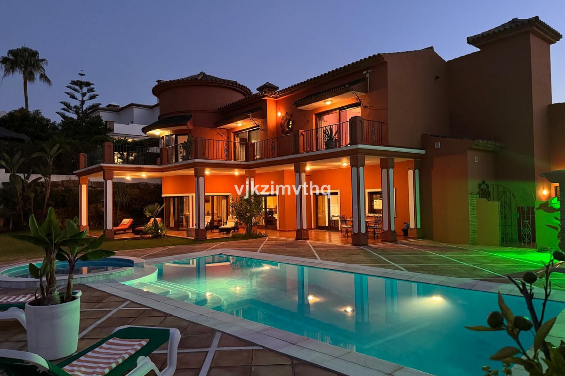 Reventa - House - Detached Villa - Benahavís - Benahavís Centro