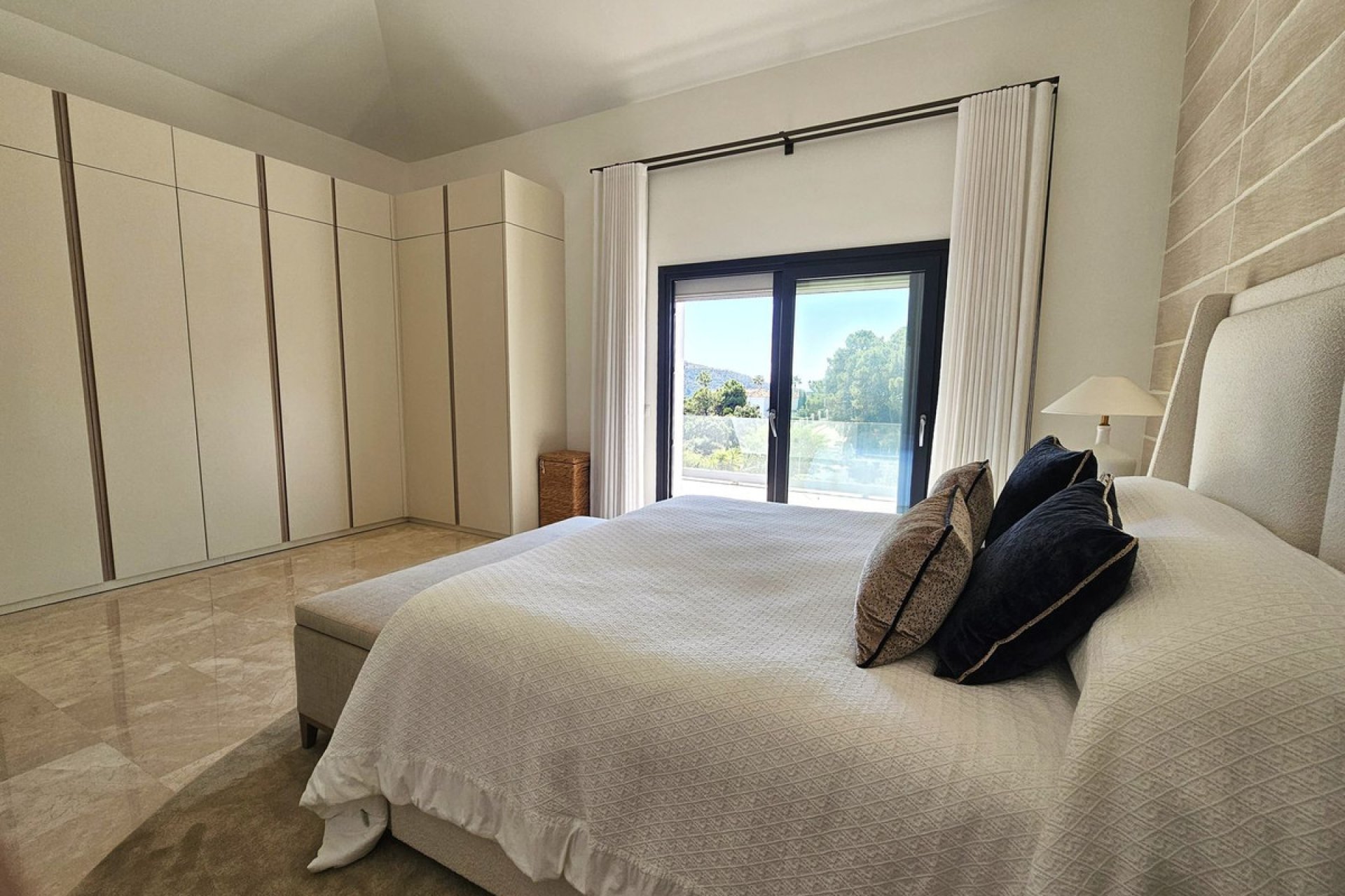 Reventa - House - Detached Villa - Benahavís - Benahavís Centro