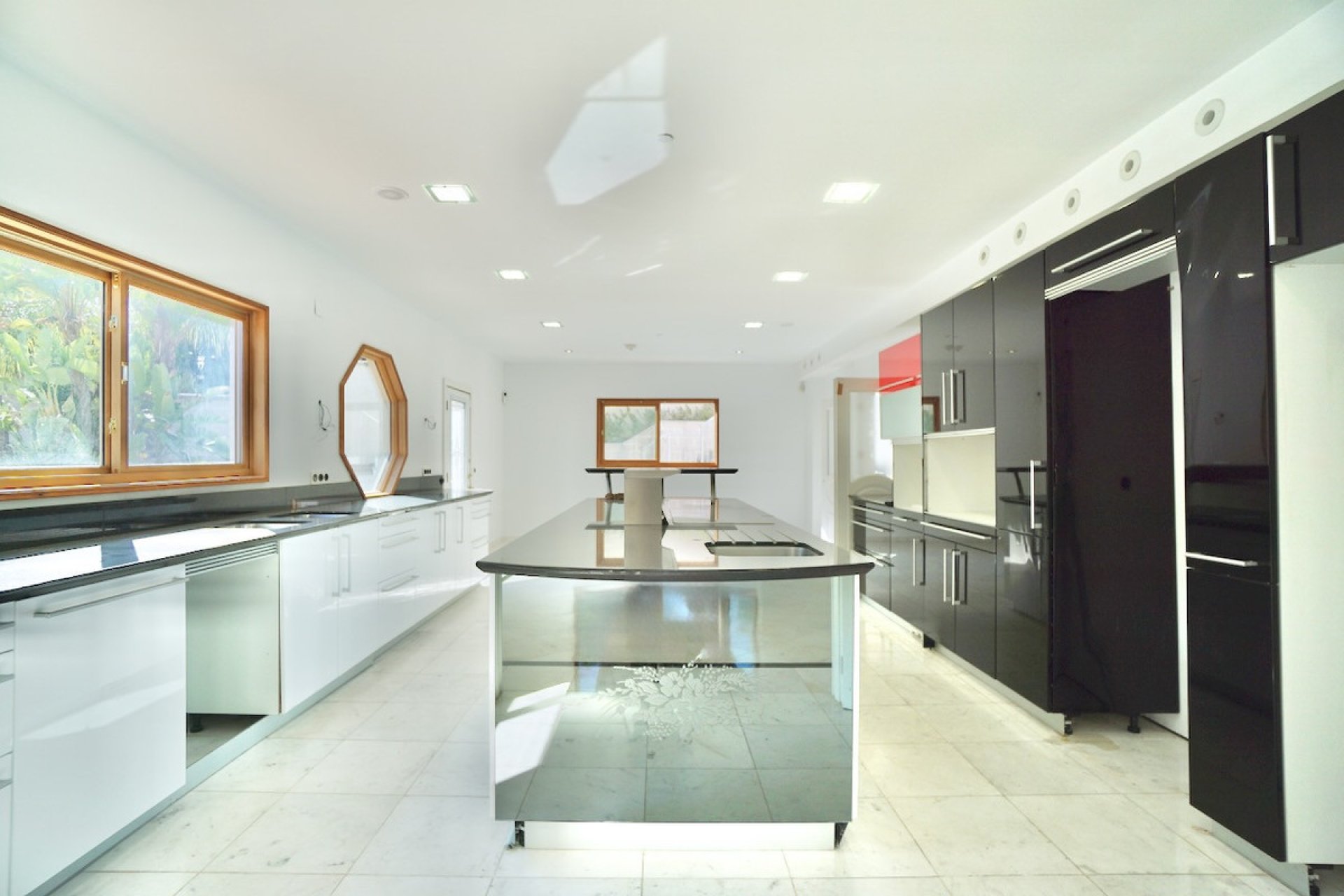 Reventa - House - Detached Villa - Benahavís - Benahavís Centro