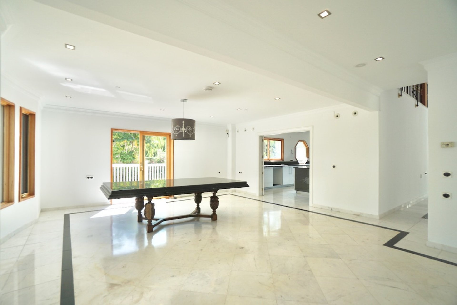 Reventa - House - Detached Villa - Benahavís - Benahavís Centro