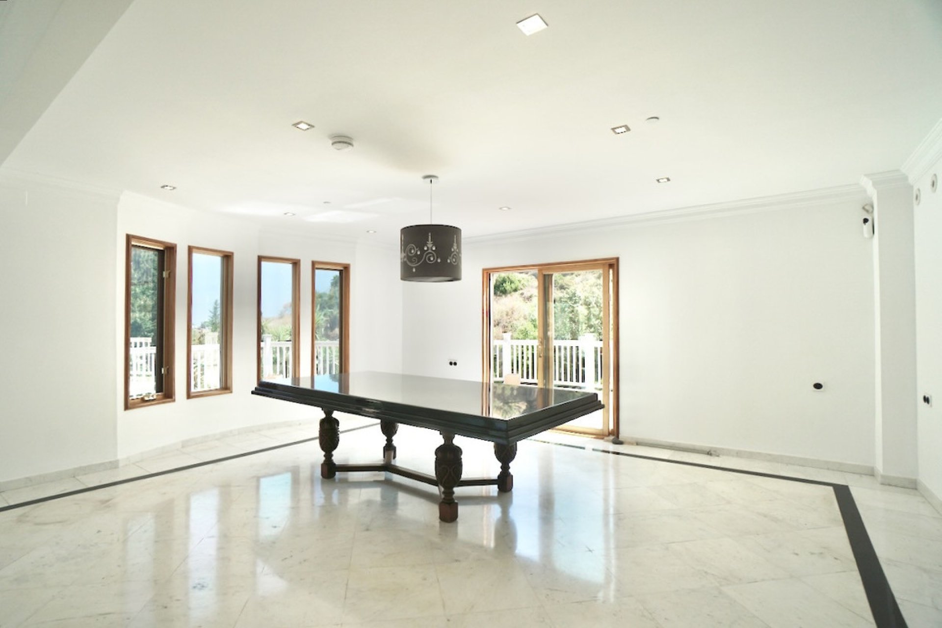 Reventa - House - Detached Villa - Benahavís - Benahavís Centro