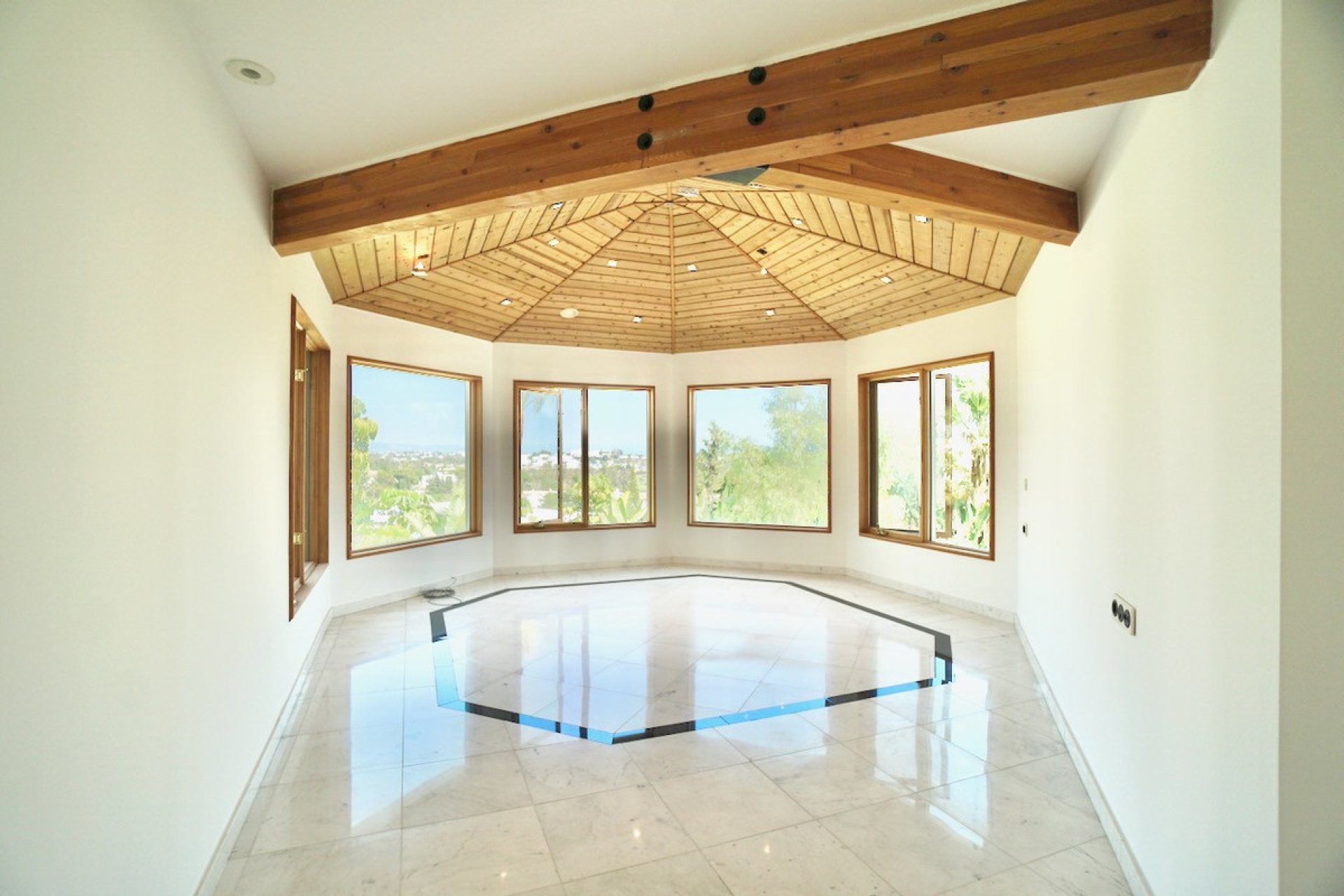 Reventa - House - Detached Villa - Benahavís - Benahavís Centro