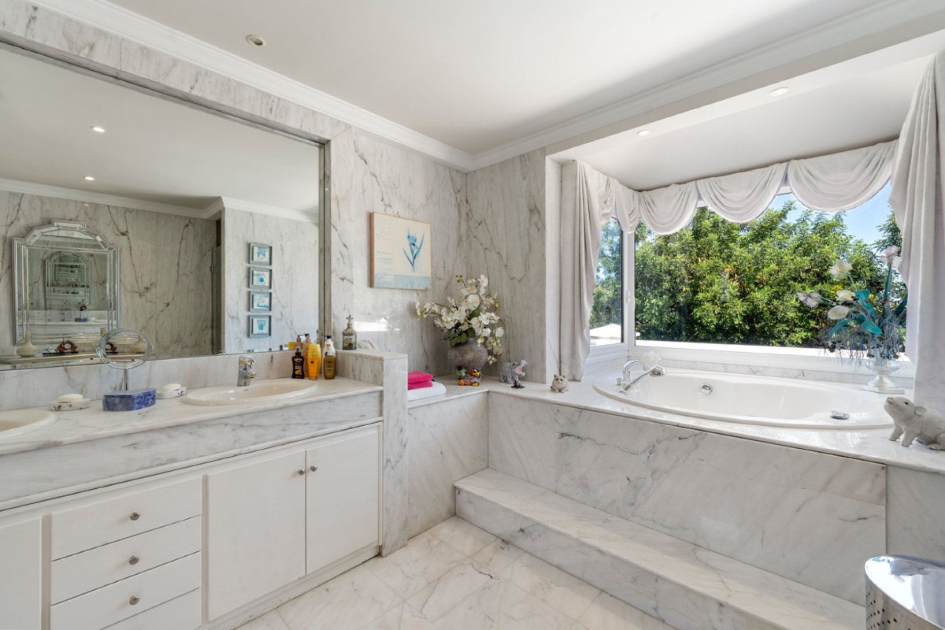 Reventa - House - Detached Villa - Benahavís - Benahavís Centro