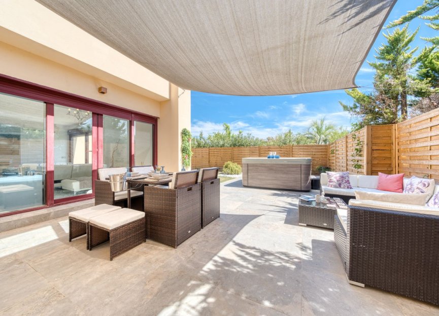 Reventa - House - Detached Villa - Benahavís - Benahavís Centro