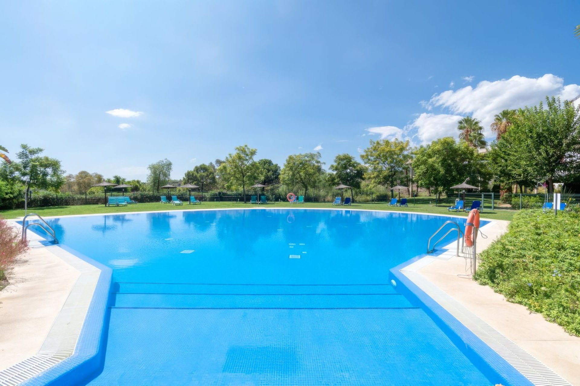 Reventa - House - Detached Villa - Benahavís - Benahavís Centro