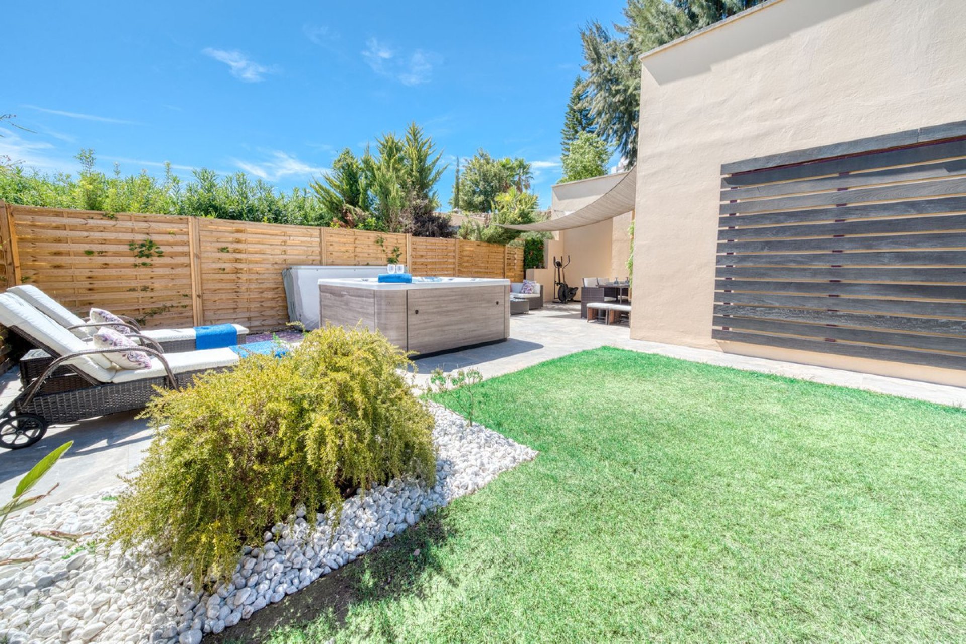 Reventa - House - Detached Villa - Benahavís - Benahavís Centro