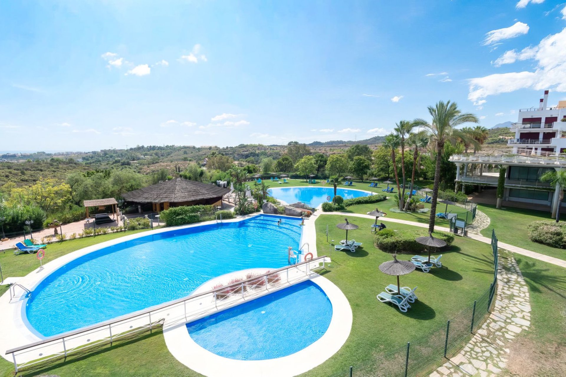 Reventa - House - Detached Villa - Benahavís - Benahavís Centro