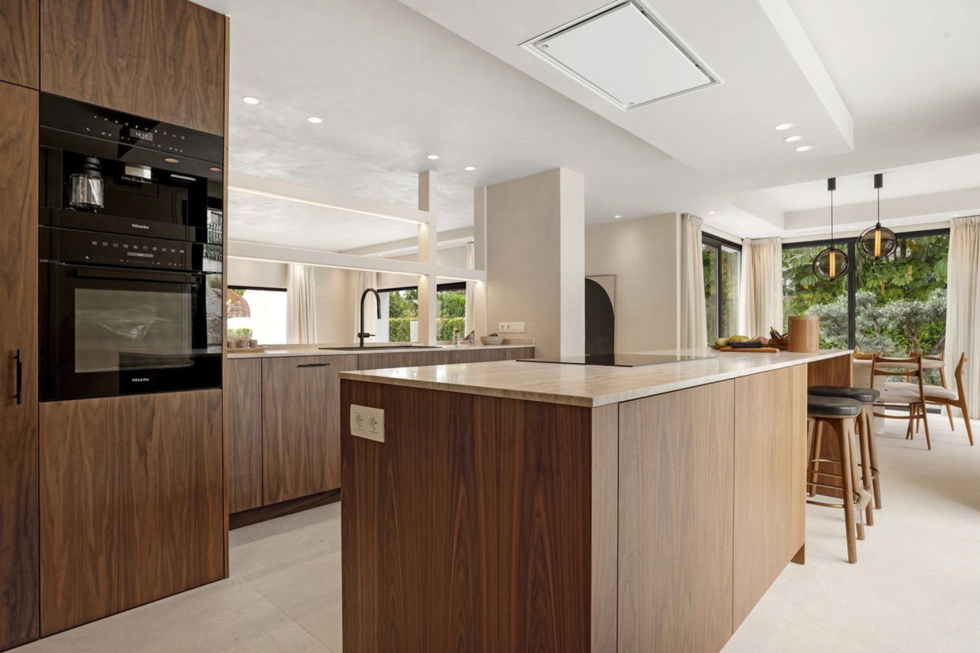 Reventa - House - Detached Villa - Benahavís - Benahavís Centro