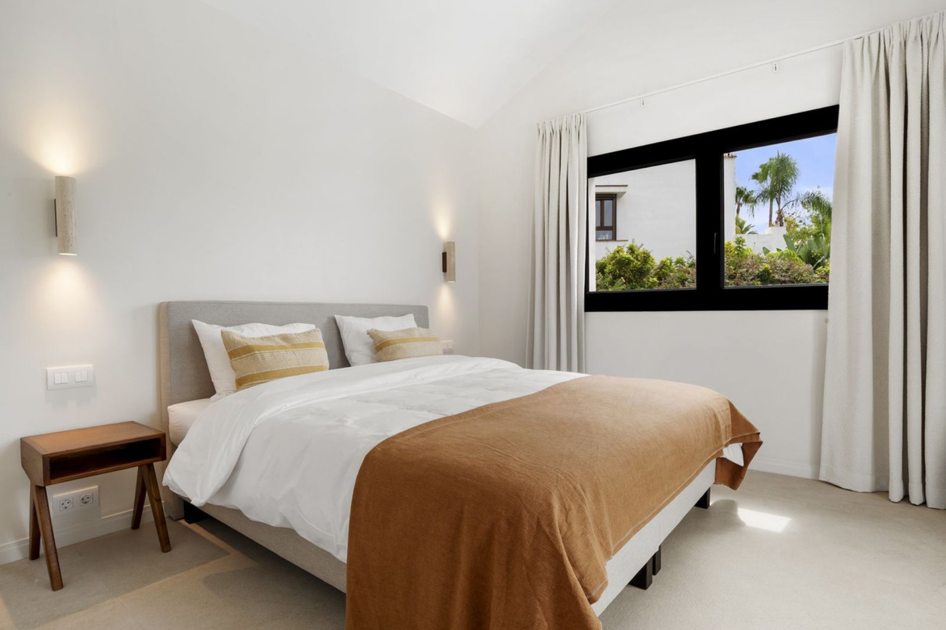 Reventa - House - Detached Villa - Benahavís - Benahavís Centro