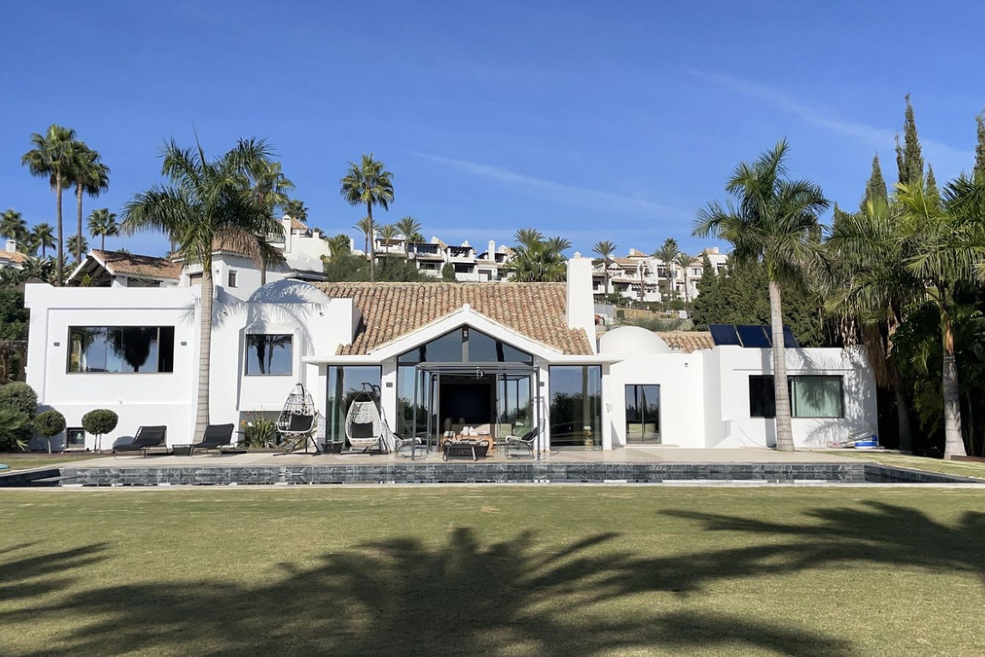 Reventa - House - Detached Villa - Benahavís - Benahavís Centro