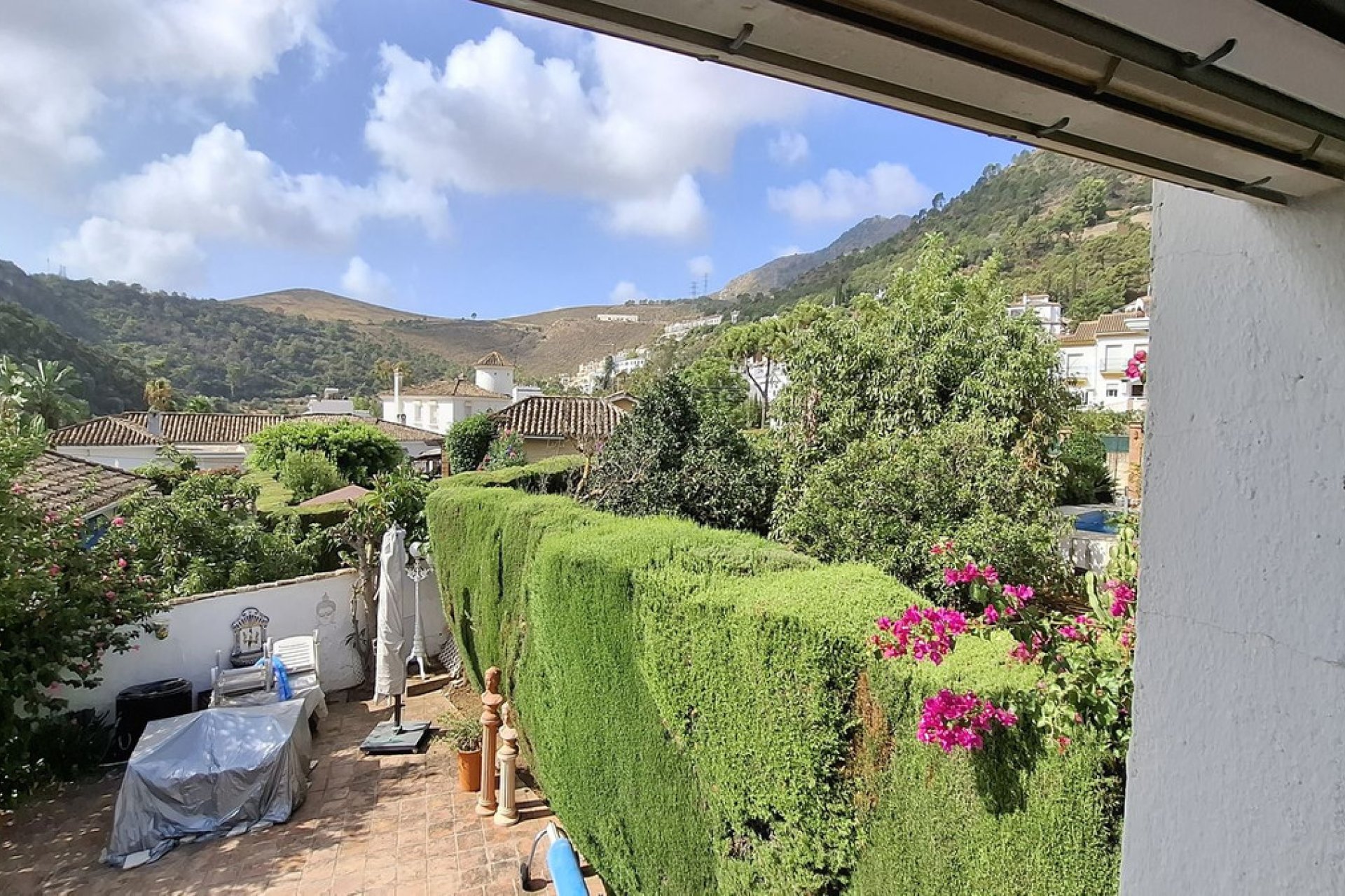 Reventa - House - Detached Villa - Benahavís - Benahavís Centro