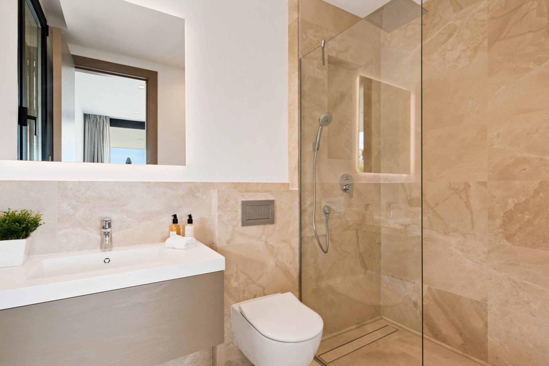 Reventa - House - Detached Villa - Benahavís - Benahavís Centro