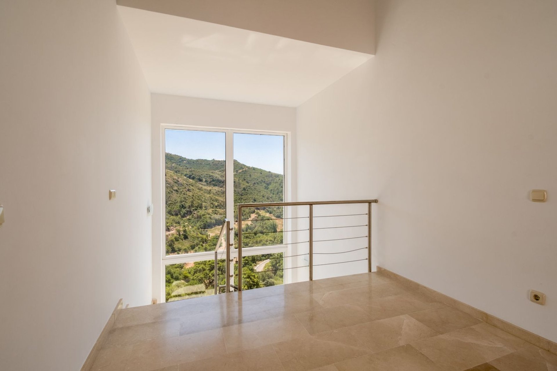 Reventa - House - Detached Villa - Benahavís - Benahavís Centro