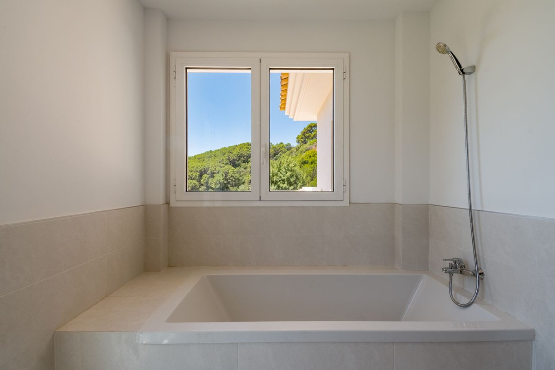 Reventa - House - Detached Villa - Benahavís - Benahavís Centro