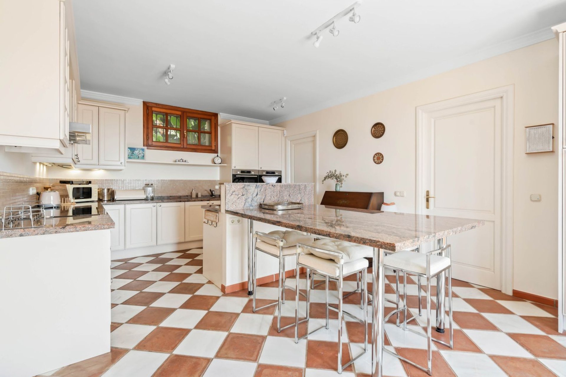 Reventa - House - Detached Villa - Benahavís - Benahavís Centro