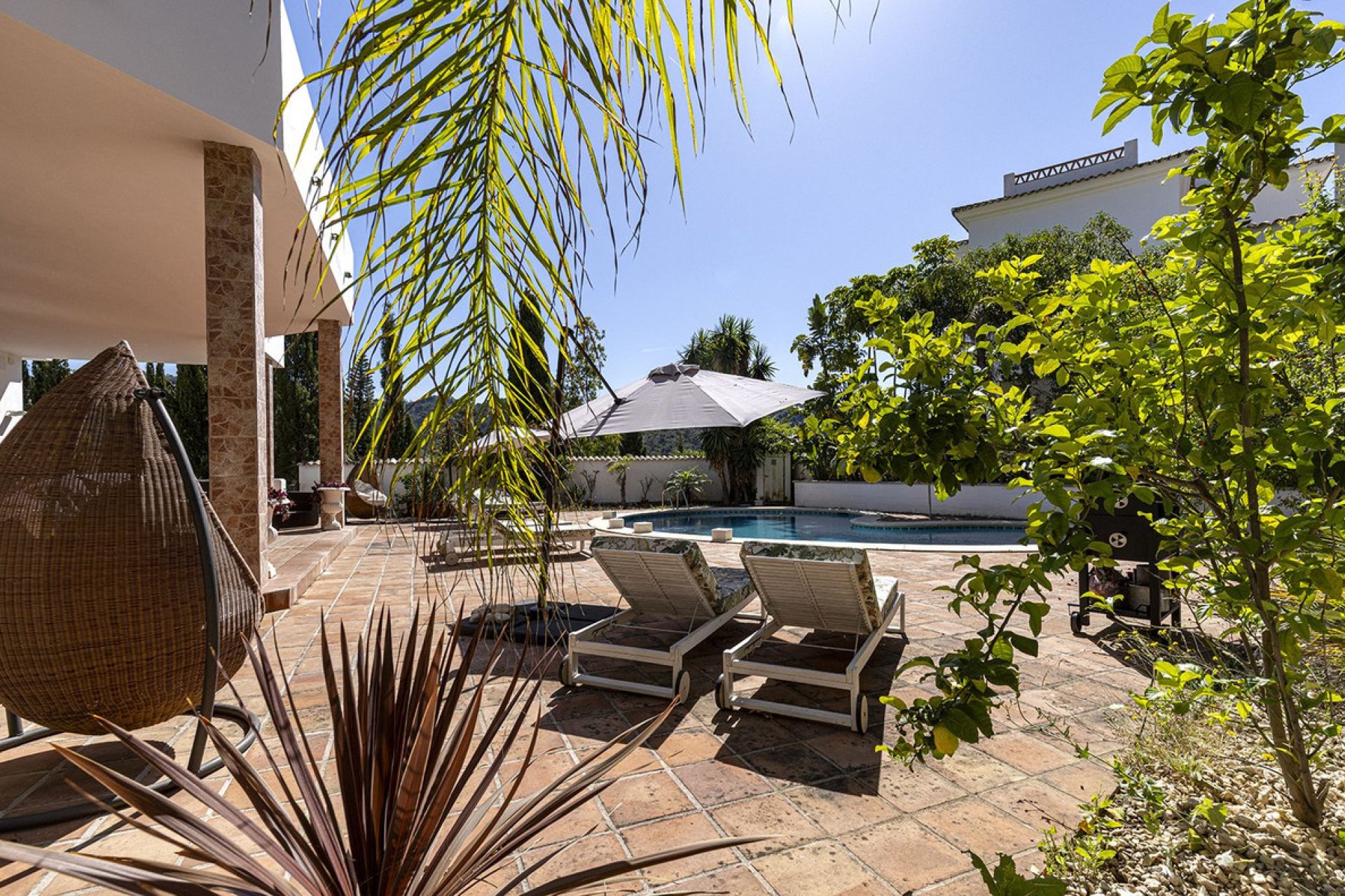 Reventa - House - Detached Villa - Benahavís - Benahavís Centro