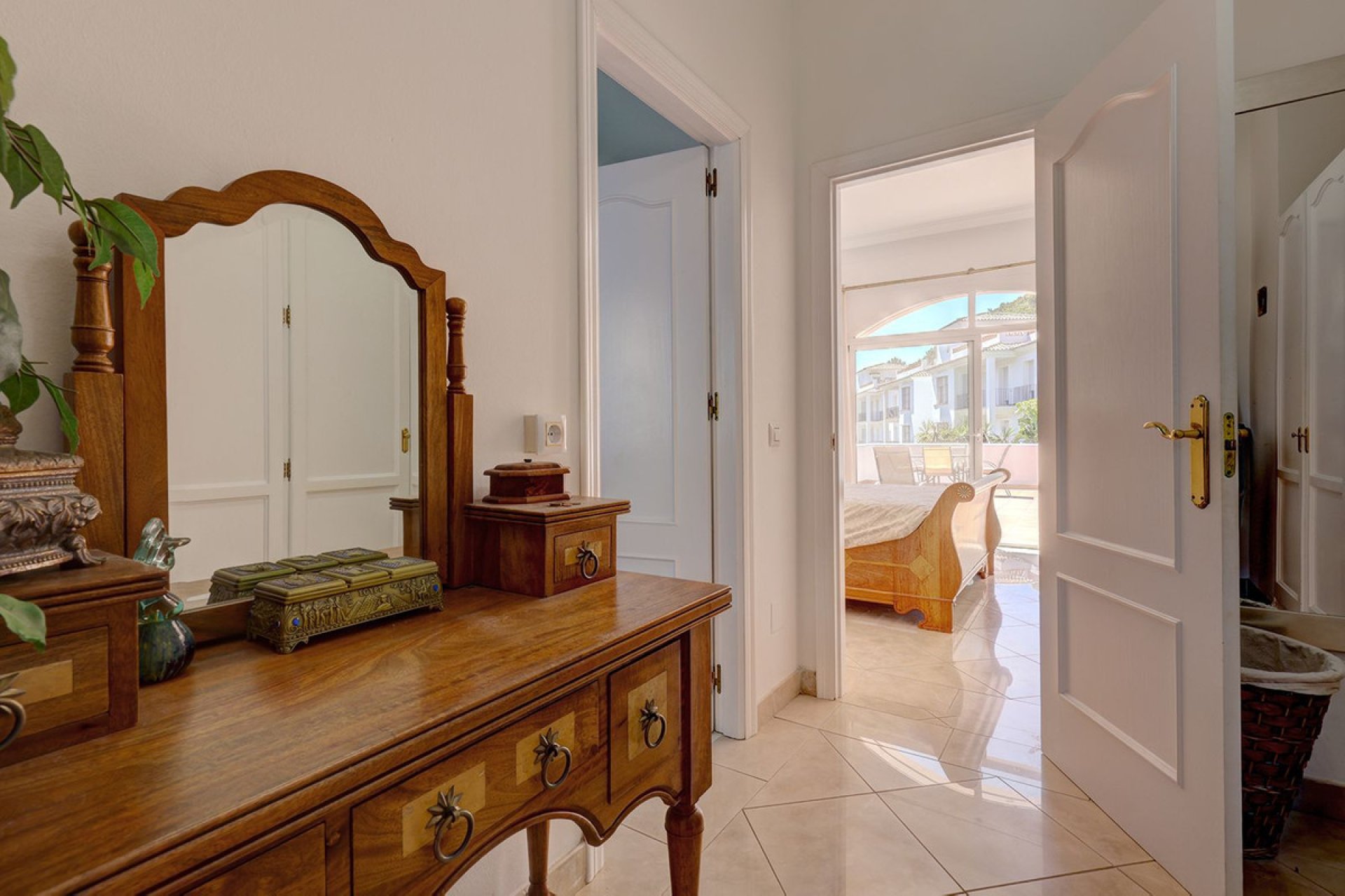 Reventa - House - Detached Villa - Benahavís - Benahavís Centro