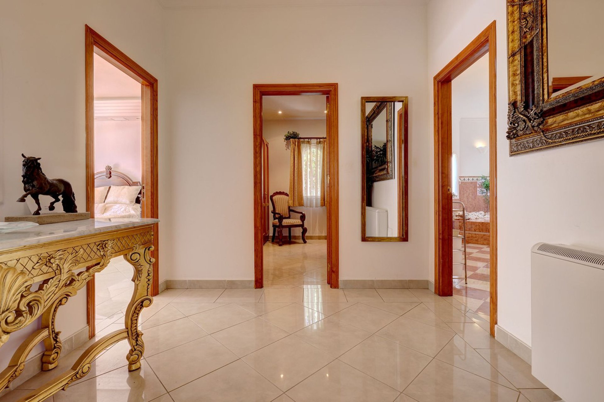 Reventa - House - Detached Villa - Benahavís - Benahavís Centro