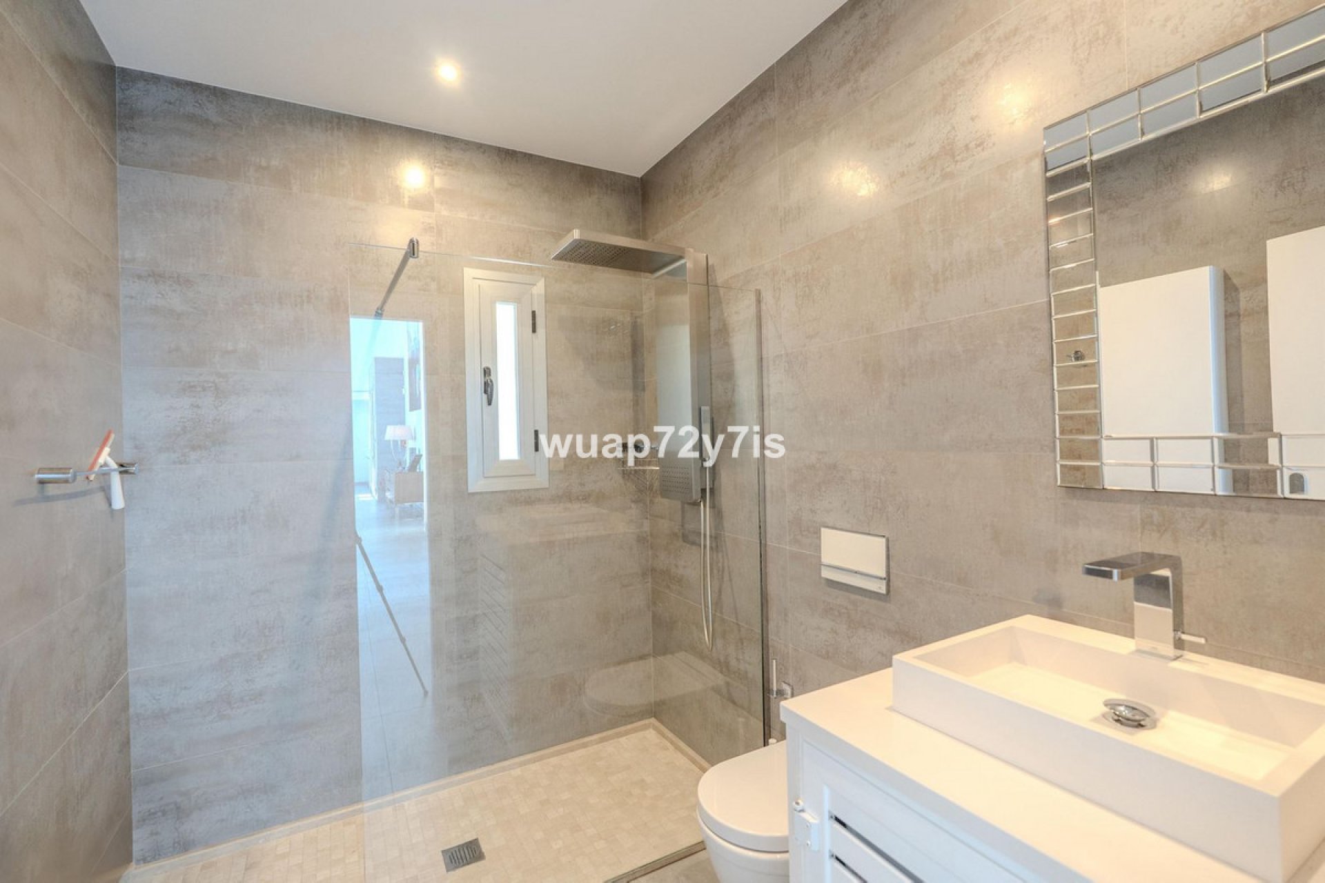 Reventa - House - Detached Villa - Benahavís - Benahavís Centro