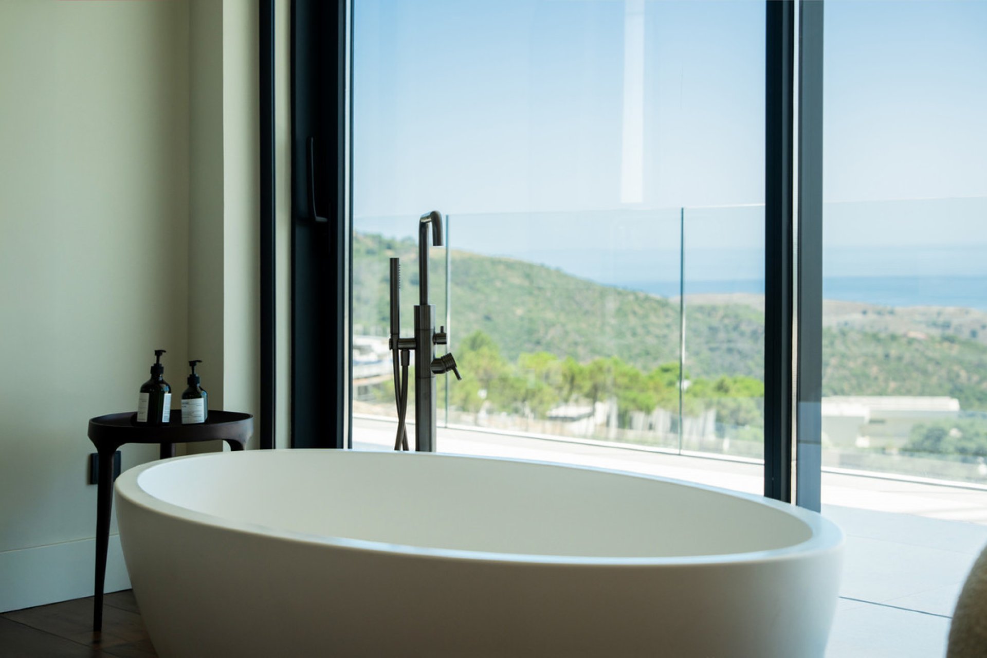 Reventa - House - Detached Villa - Benahavís - Benahavís Centro