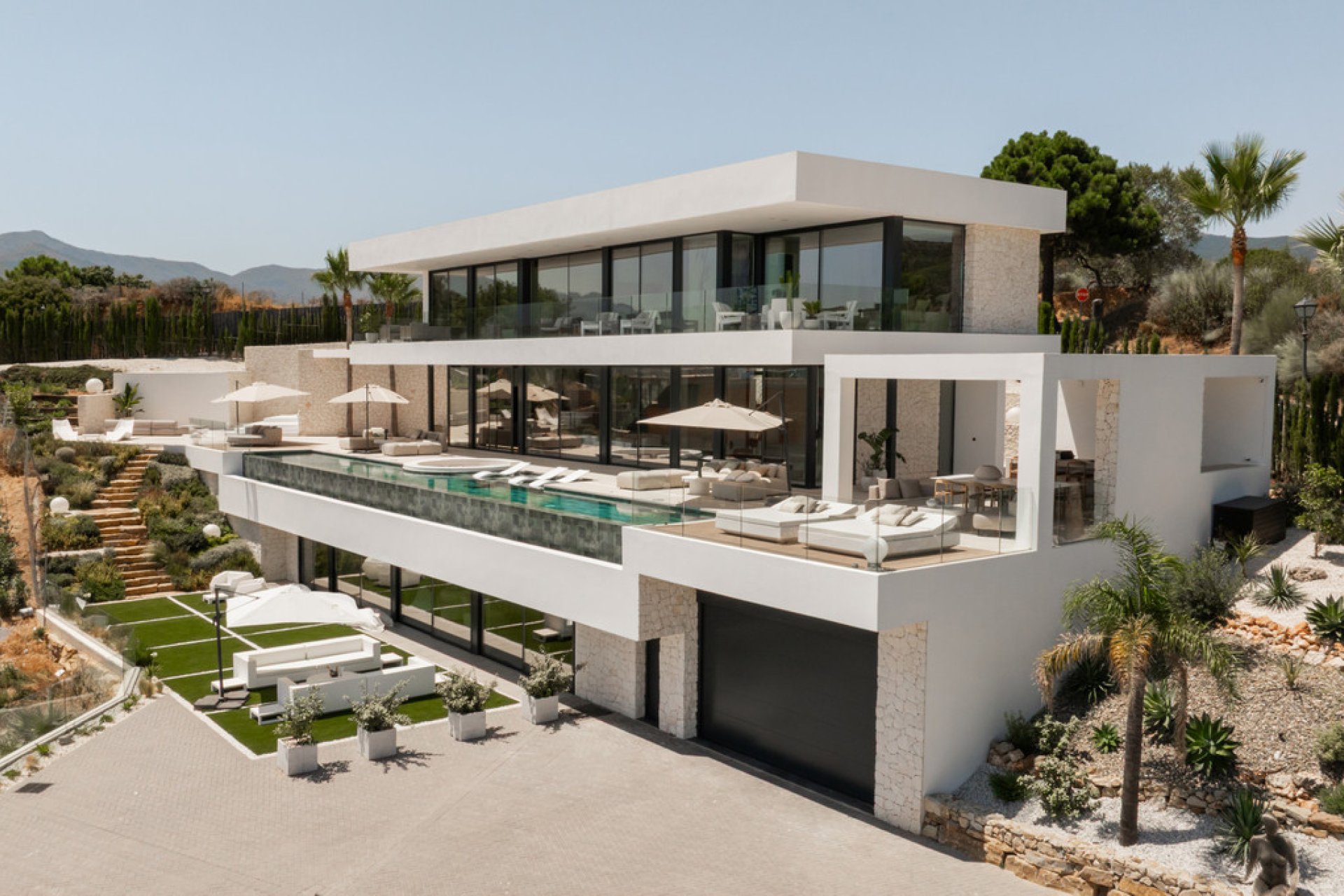 Reventa - House - Detached Villa - Benahavís - Benahavís Centro