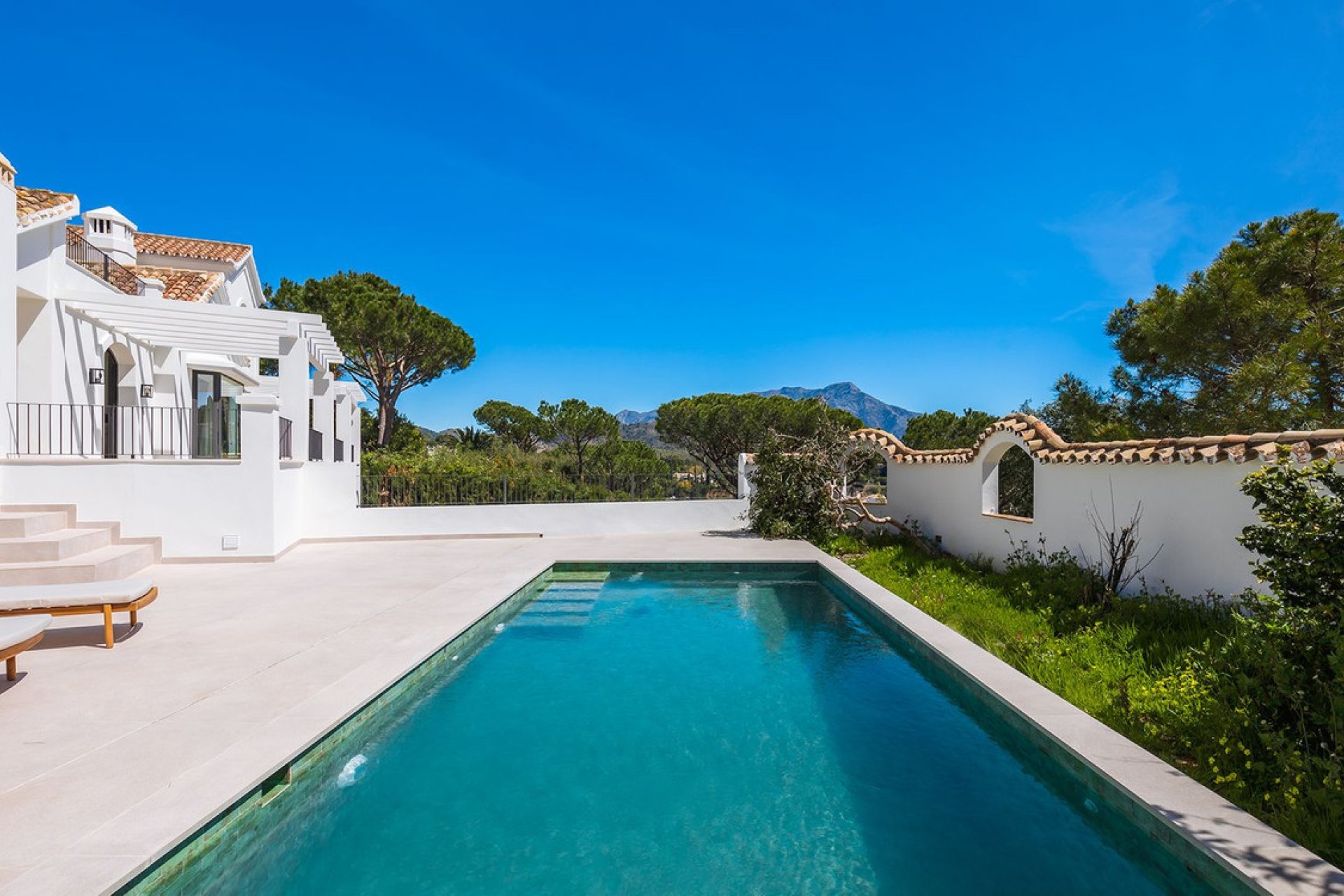 Reventa - House - Detached Villa - Benahavís - El Madroñal