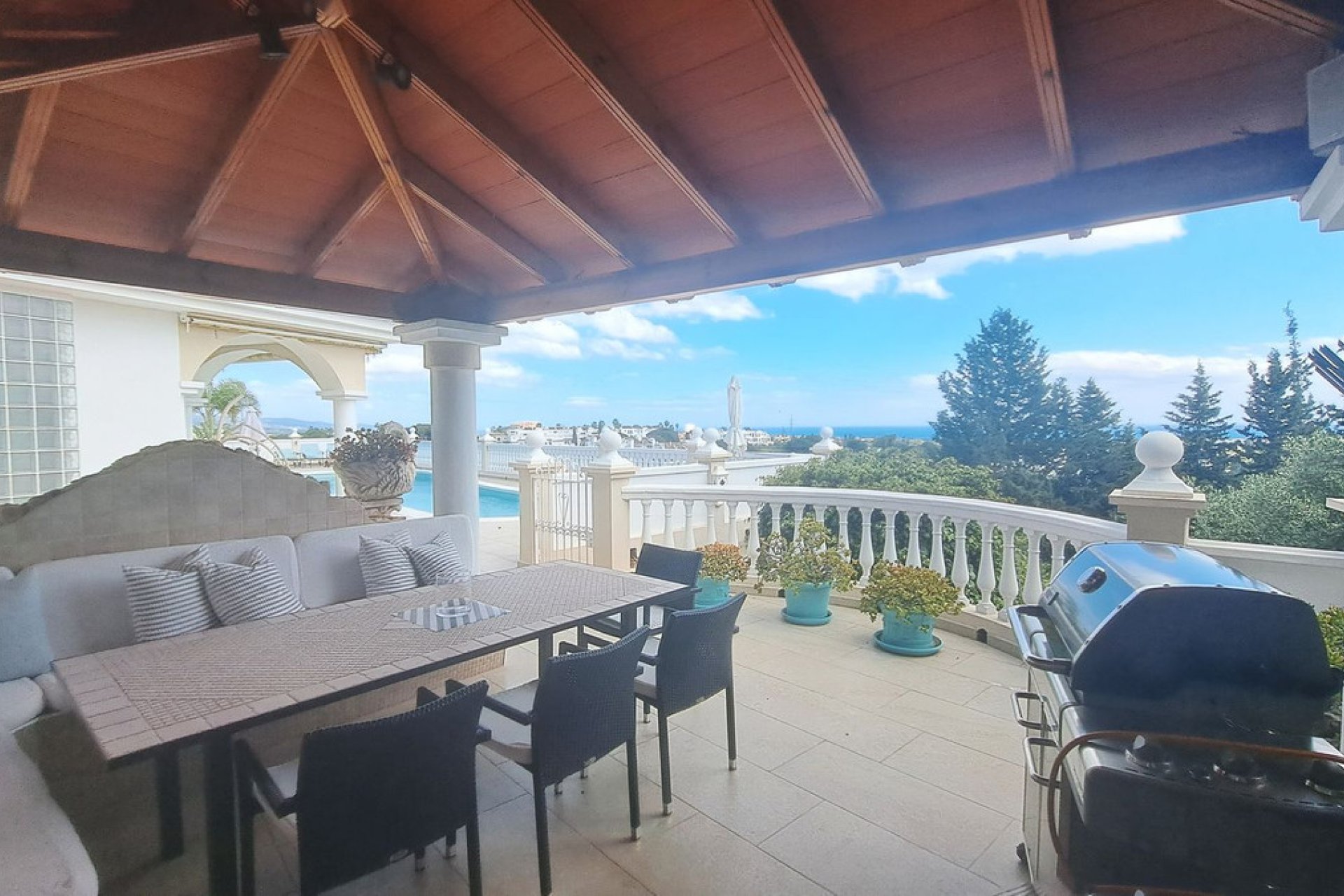 Reventa - House - Detached Villa - Benahavís - La Quinta